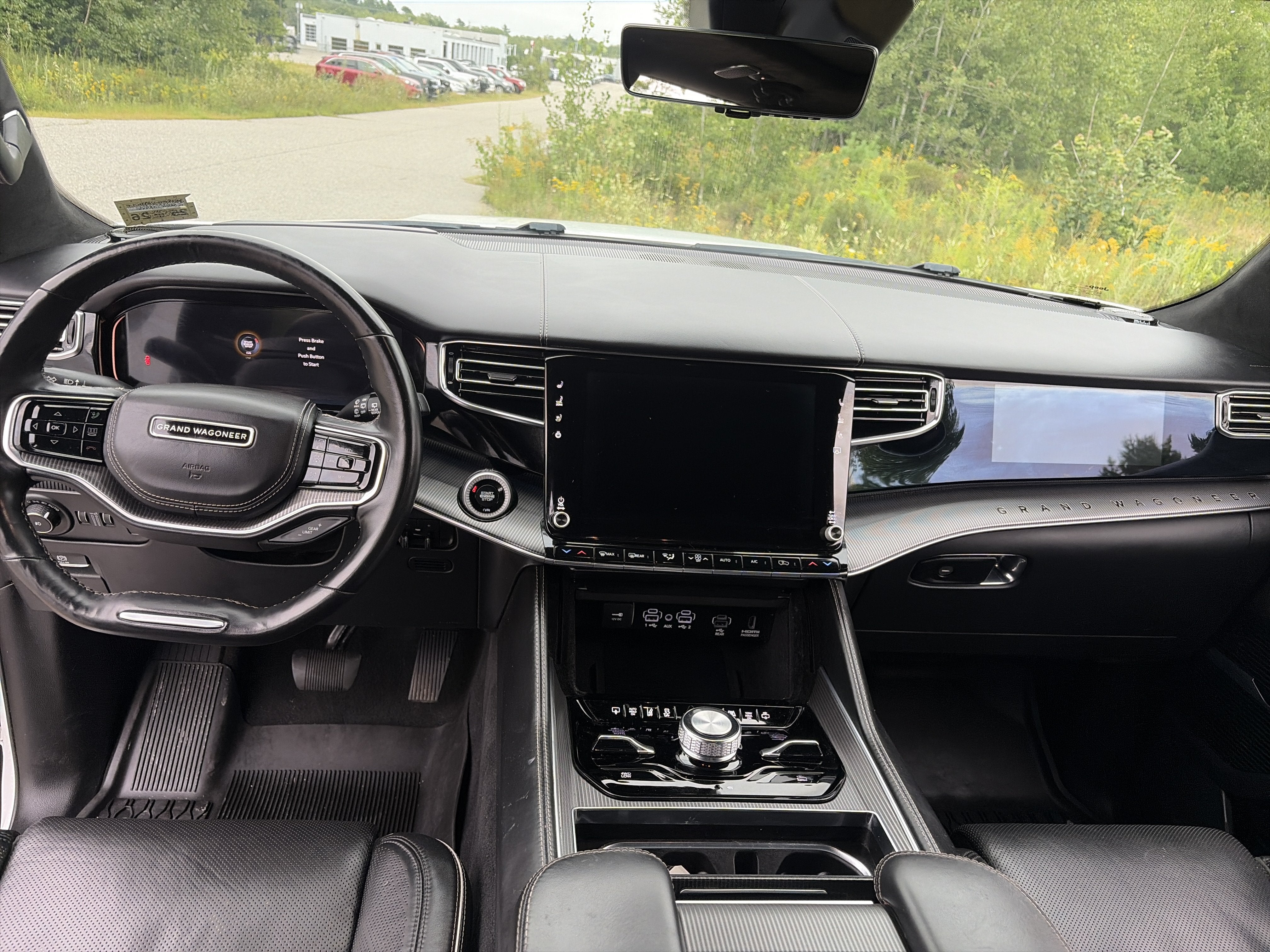 2022 Jeep Grand Wagoneer Series II Obsidian