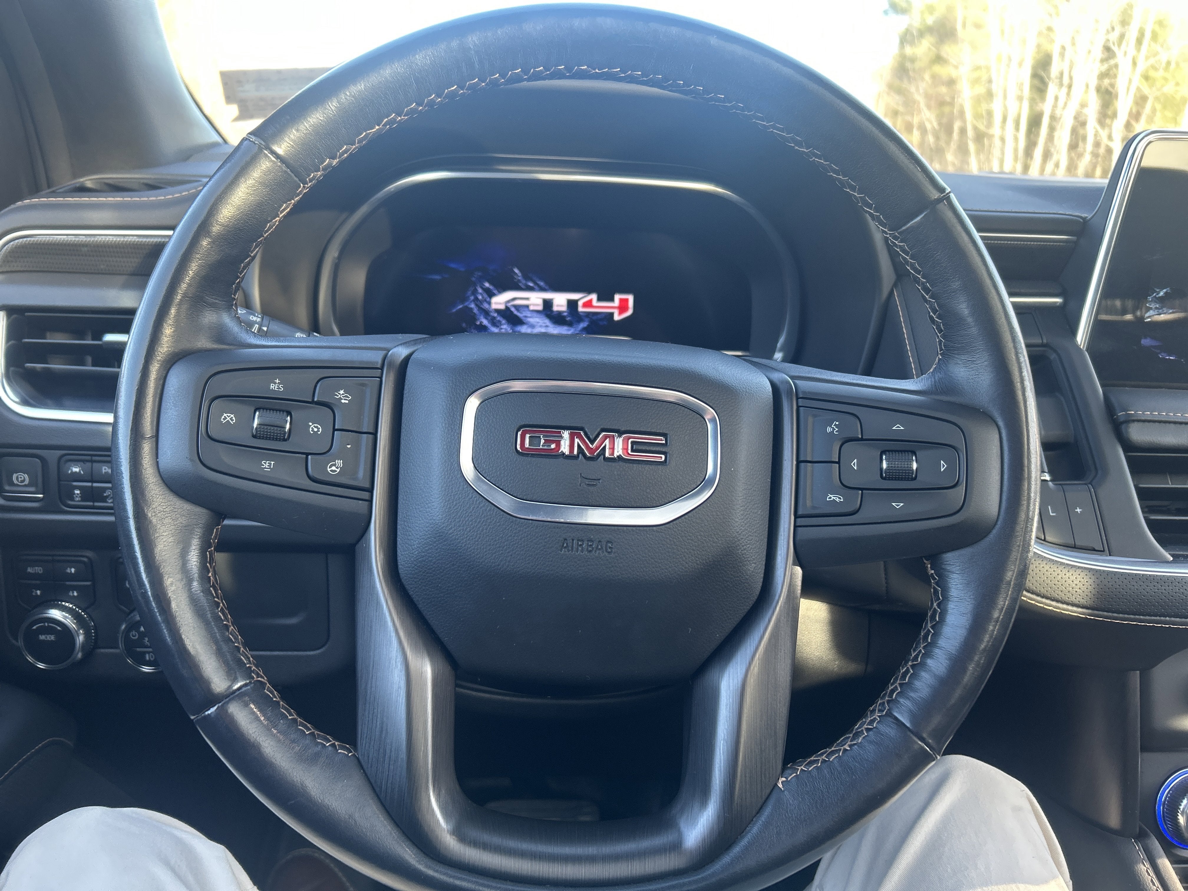 2022 GMC Yukon AT4