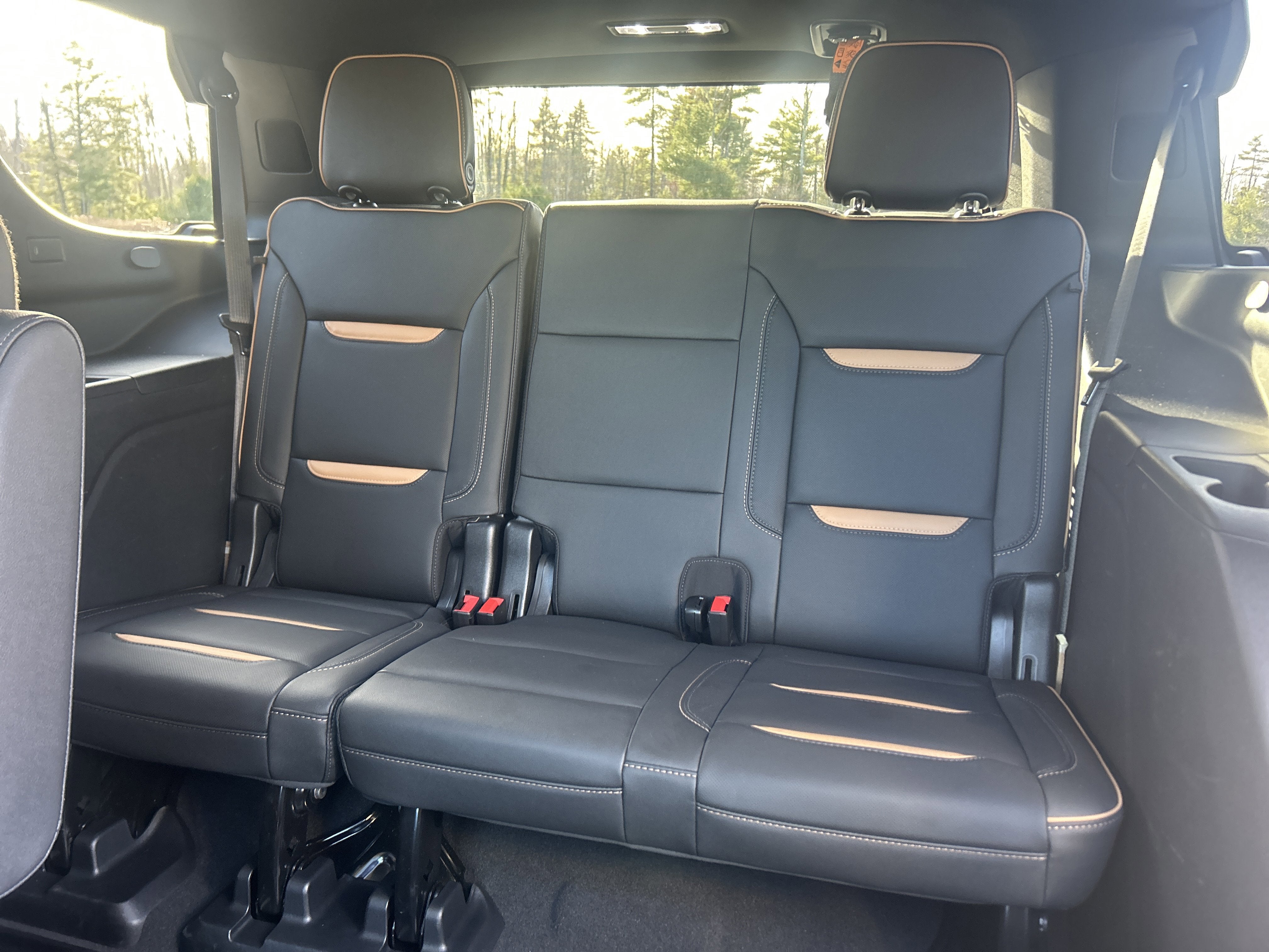 2022 GMC Yukon AT4