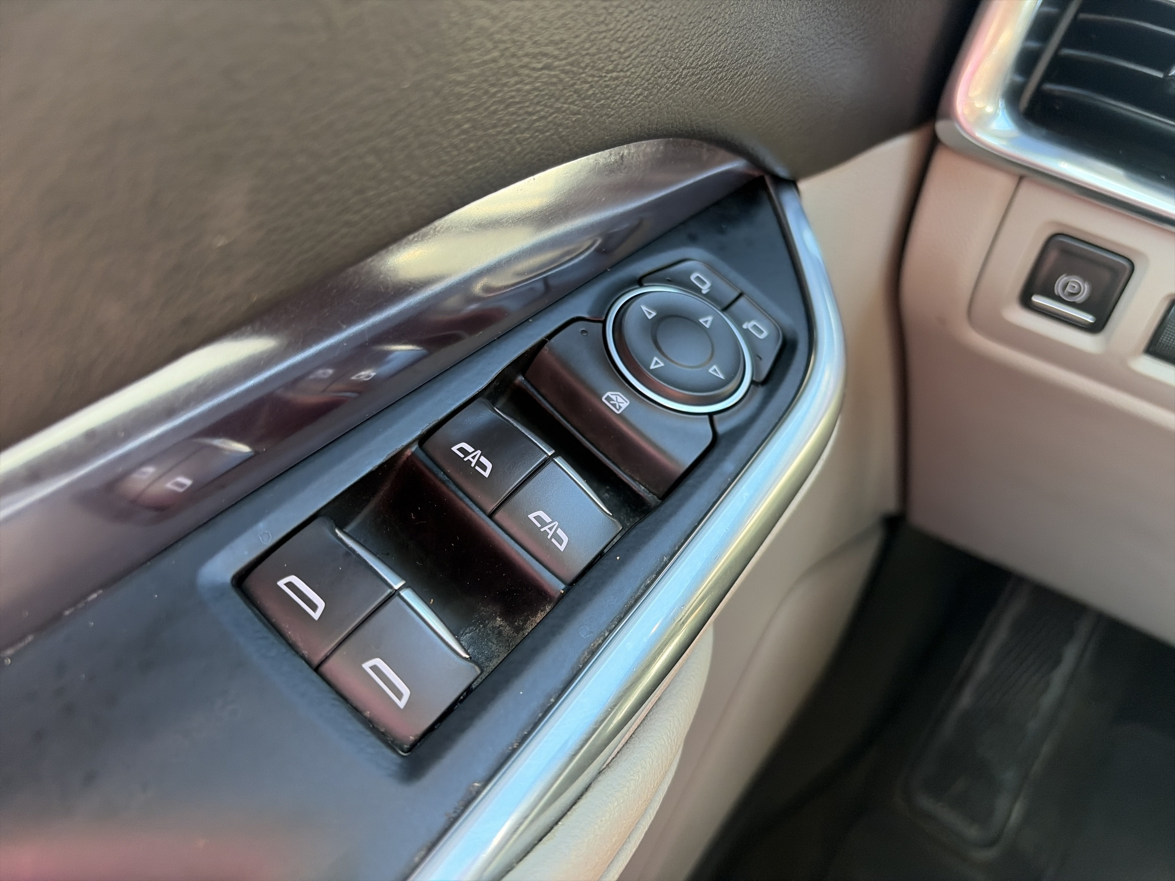 2022 Cadillac XT4 AWD Luxury