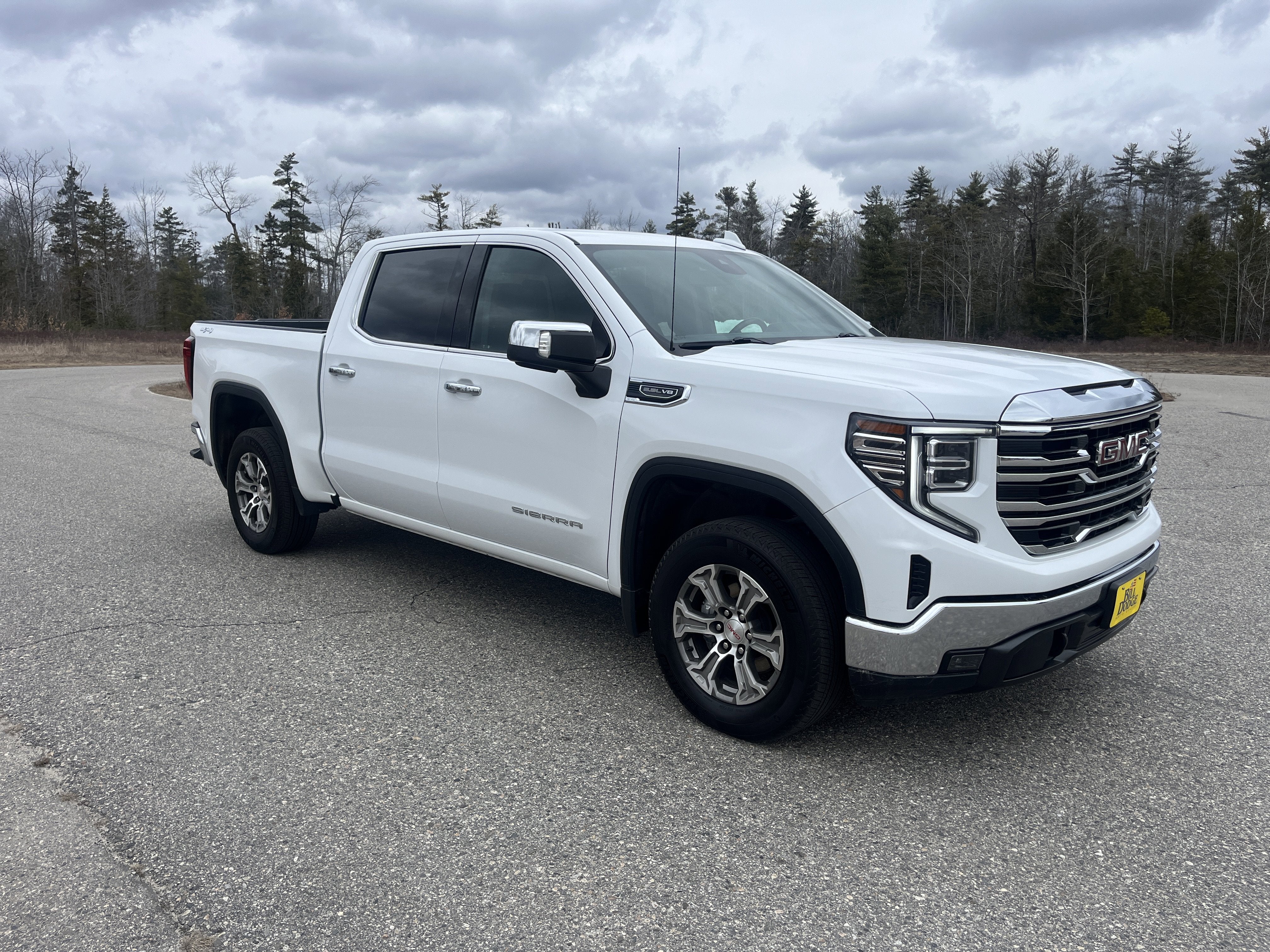 2025 GMC Sierra 1500 SLT