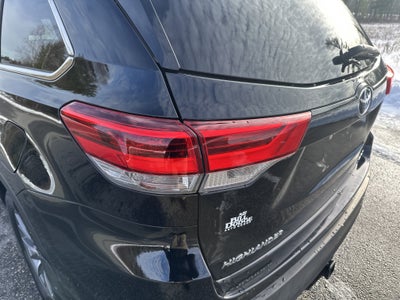 2018 Toyota Highlander SE