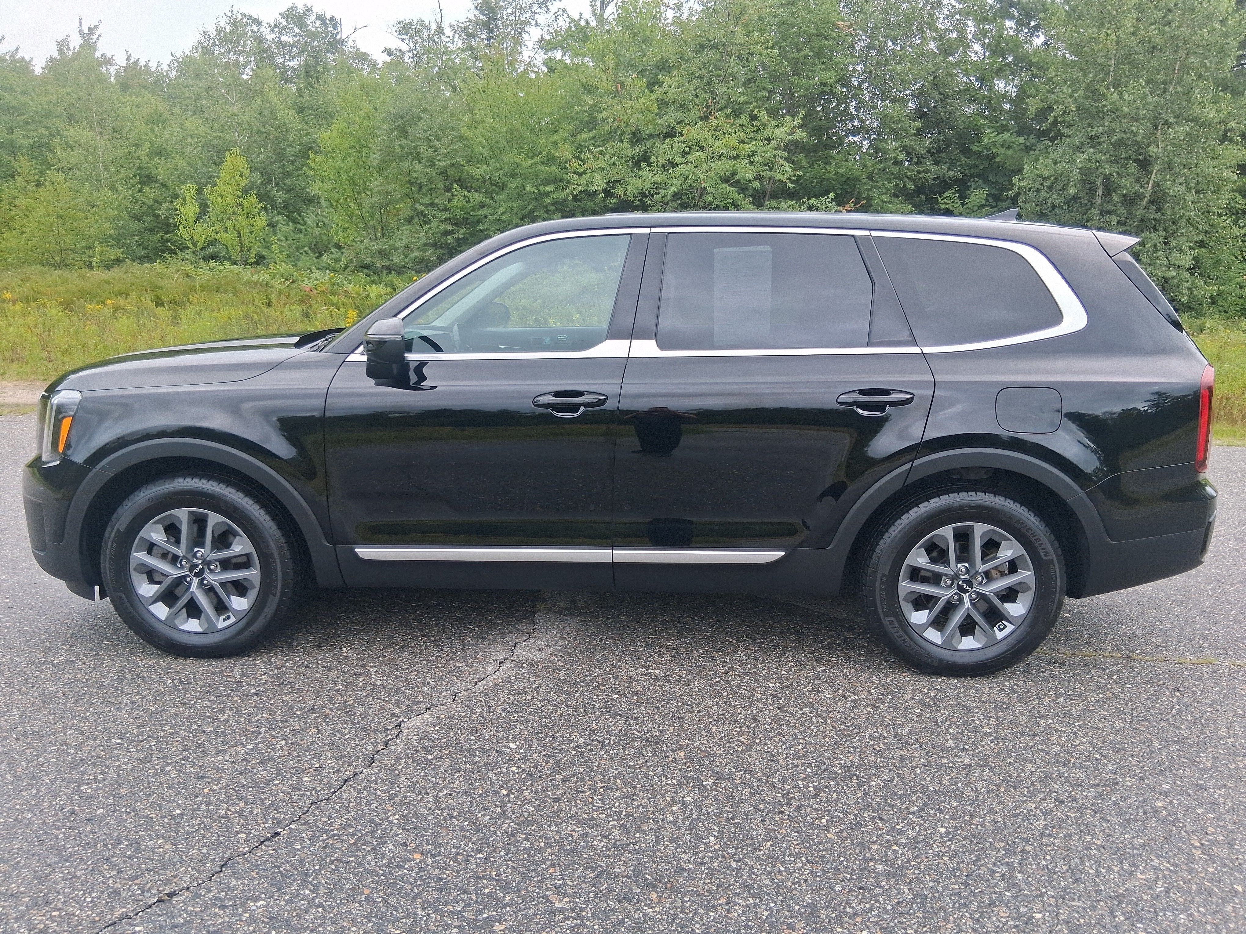 2024 Kia Telluride LX