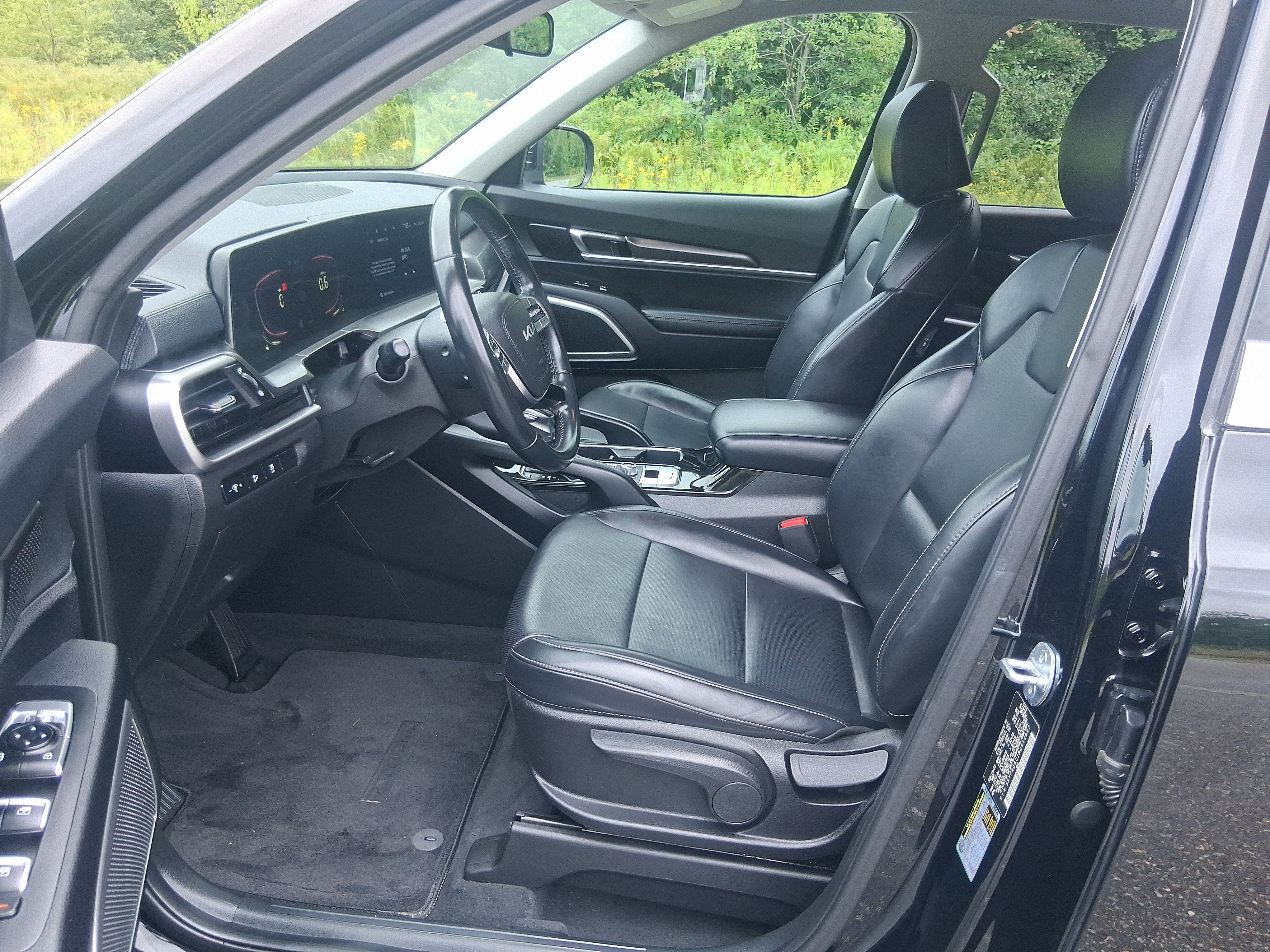 2024 Kia Telluride LX