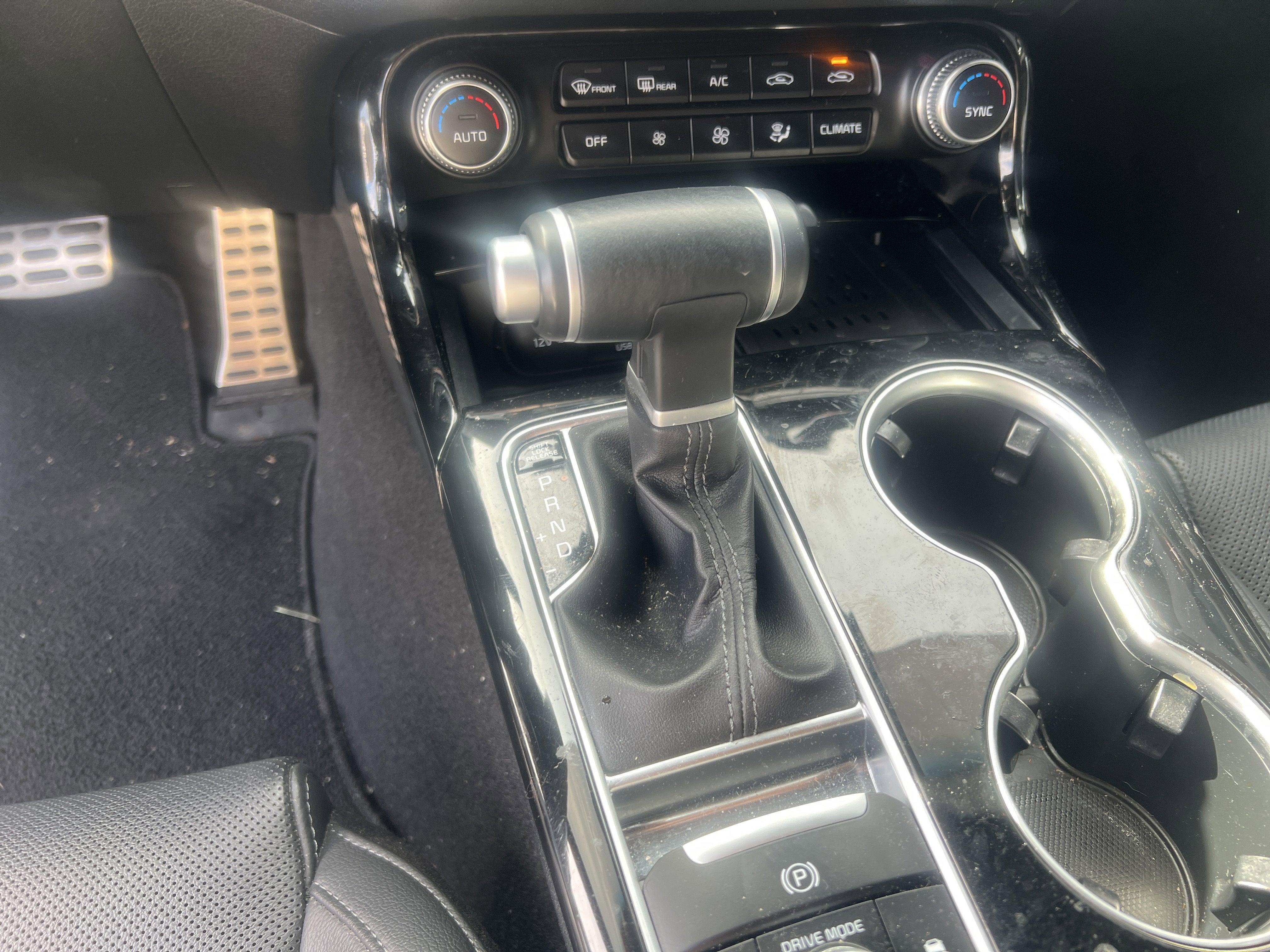 2023 Kia Stinger GT-Line