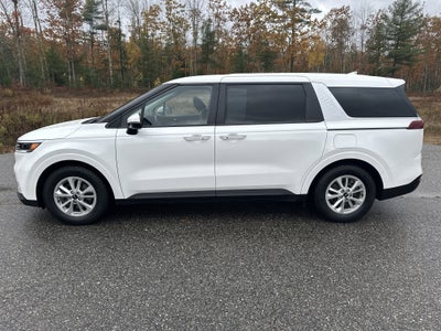 2023 Kia Carnival LX