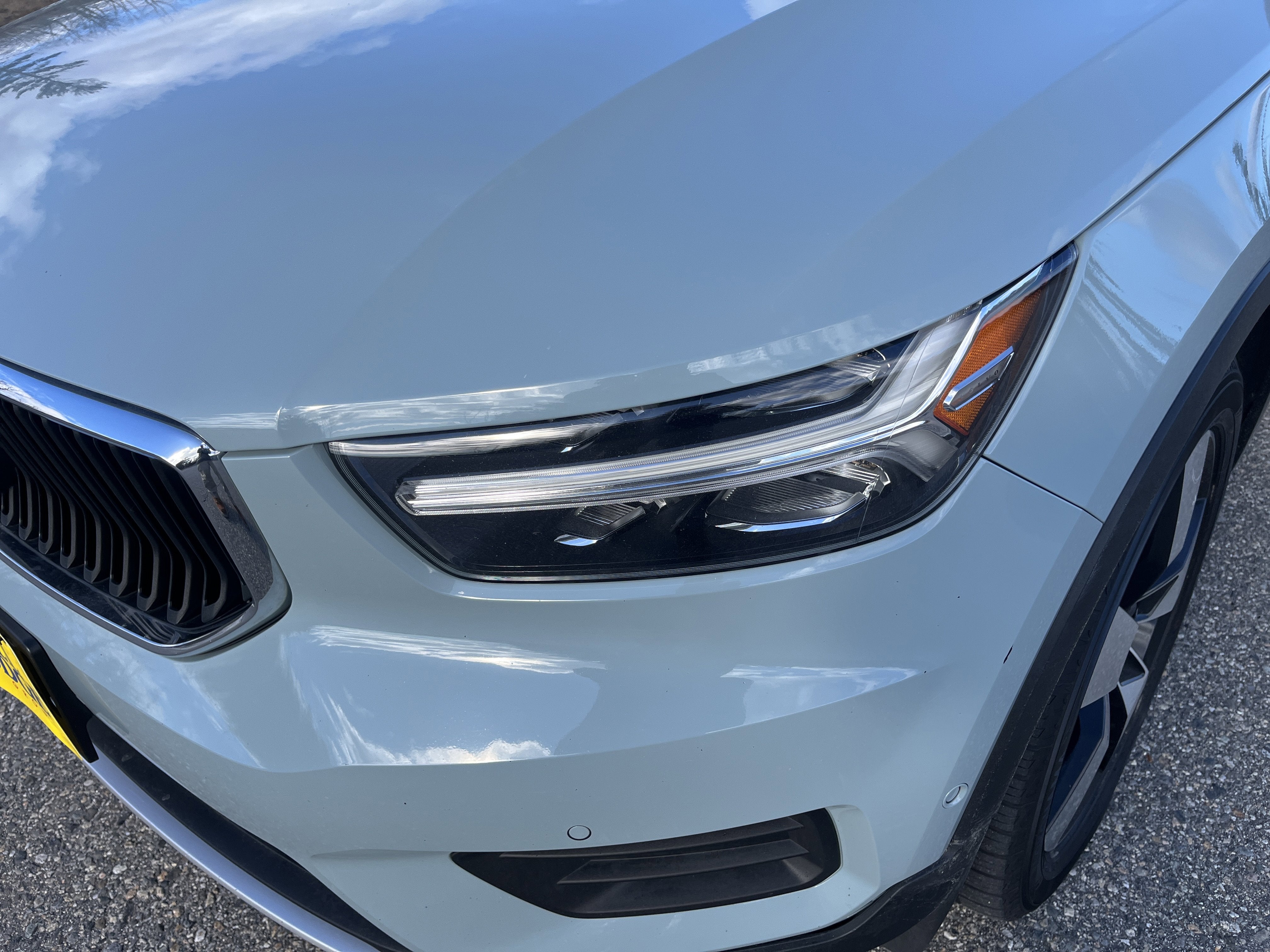 2019 Volvo XC40 Momentum