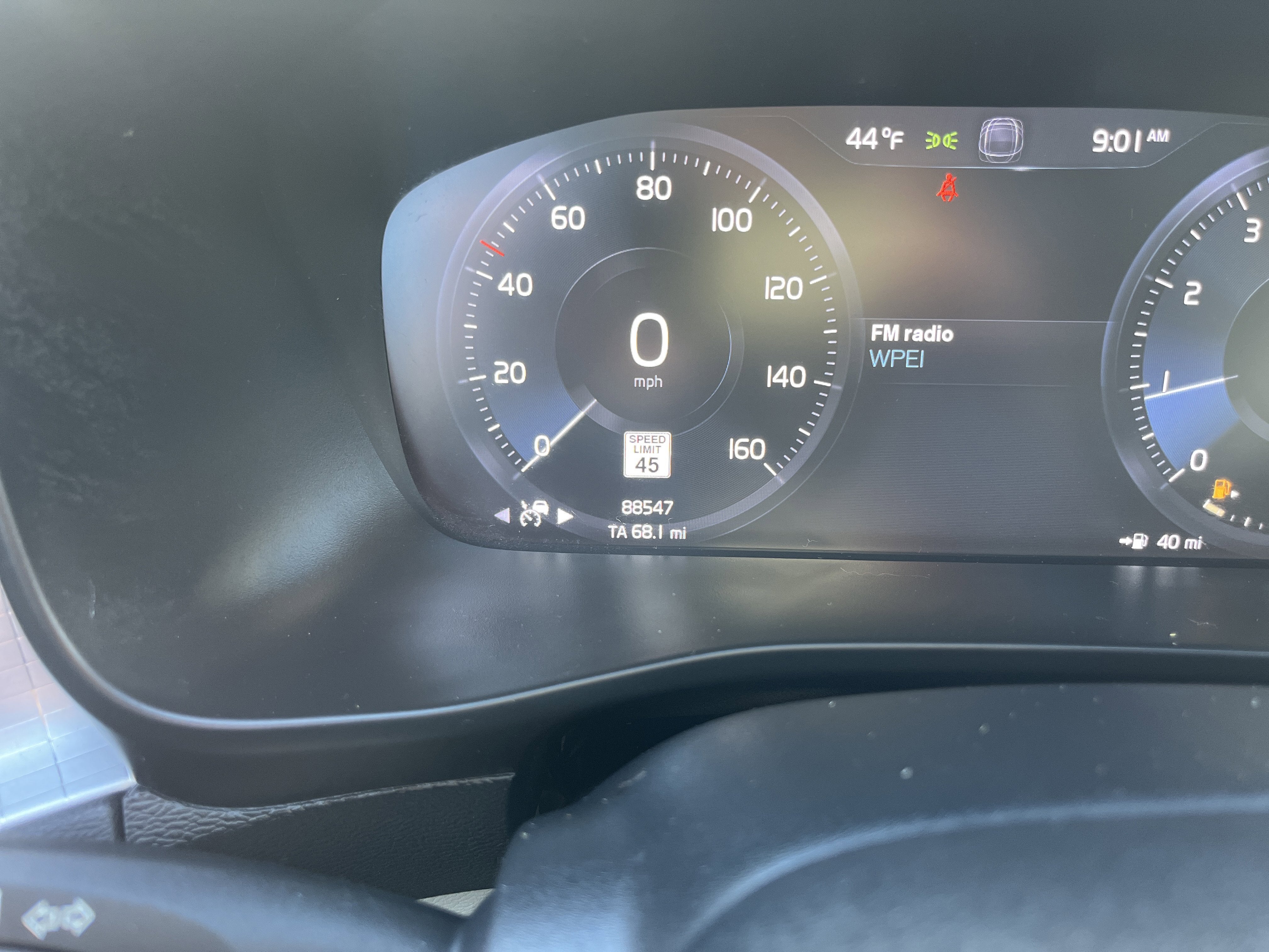 2019 Volvo XC40 Momentum