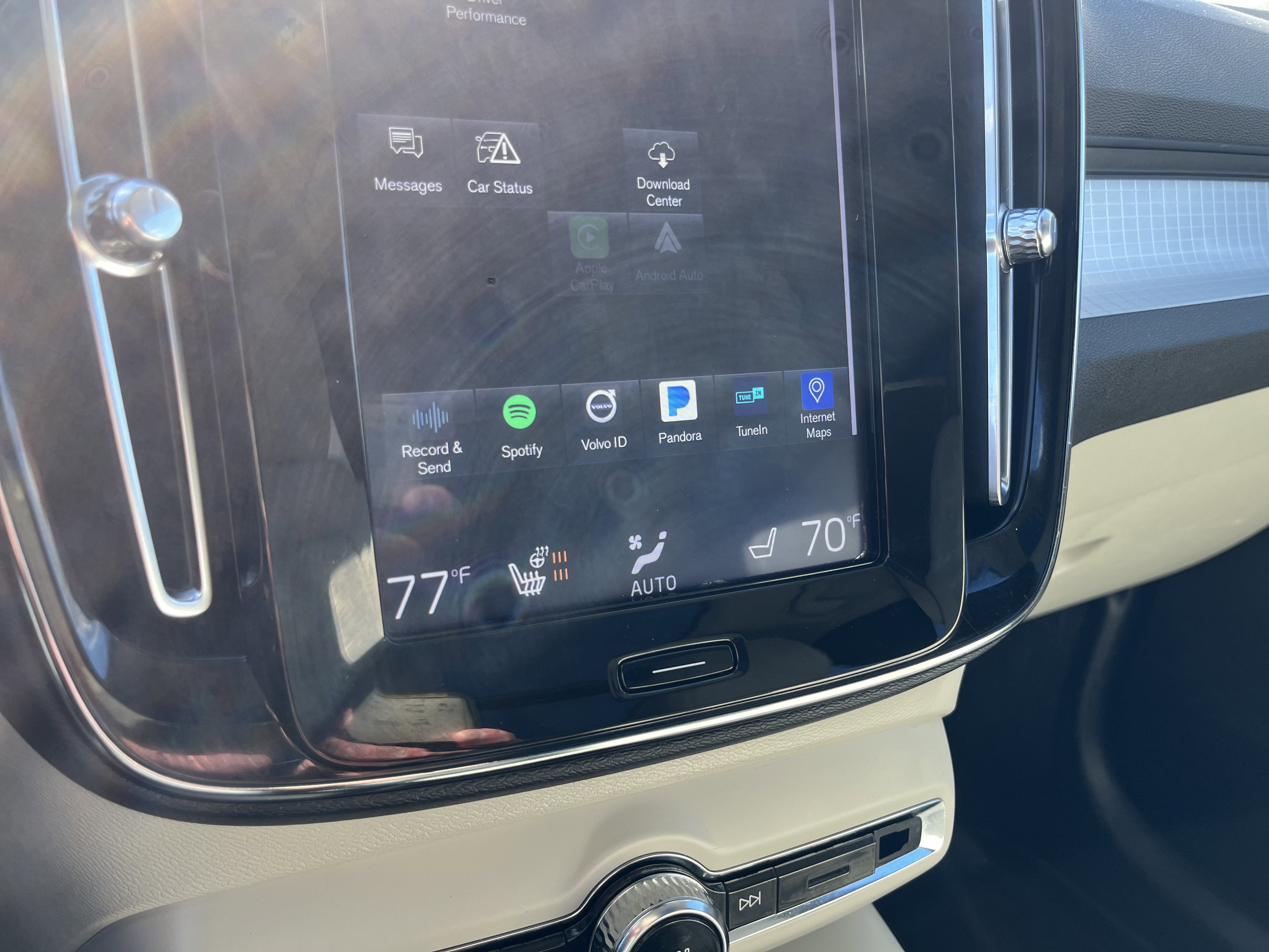 2019 Volvo XC40 Momentum