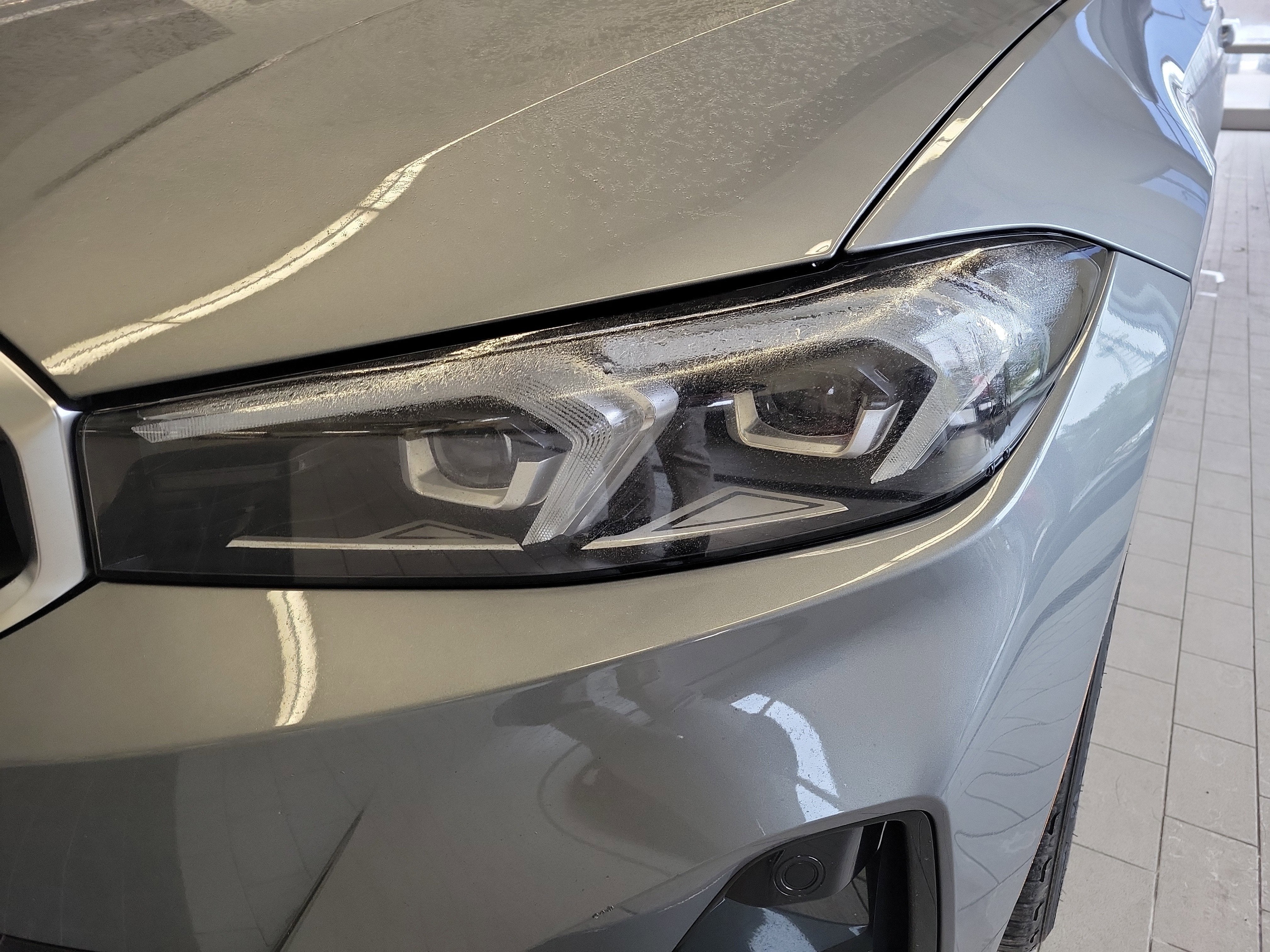 2025 BMW 3 Series 330i xDrive