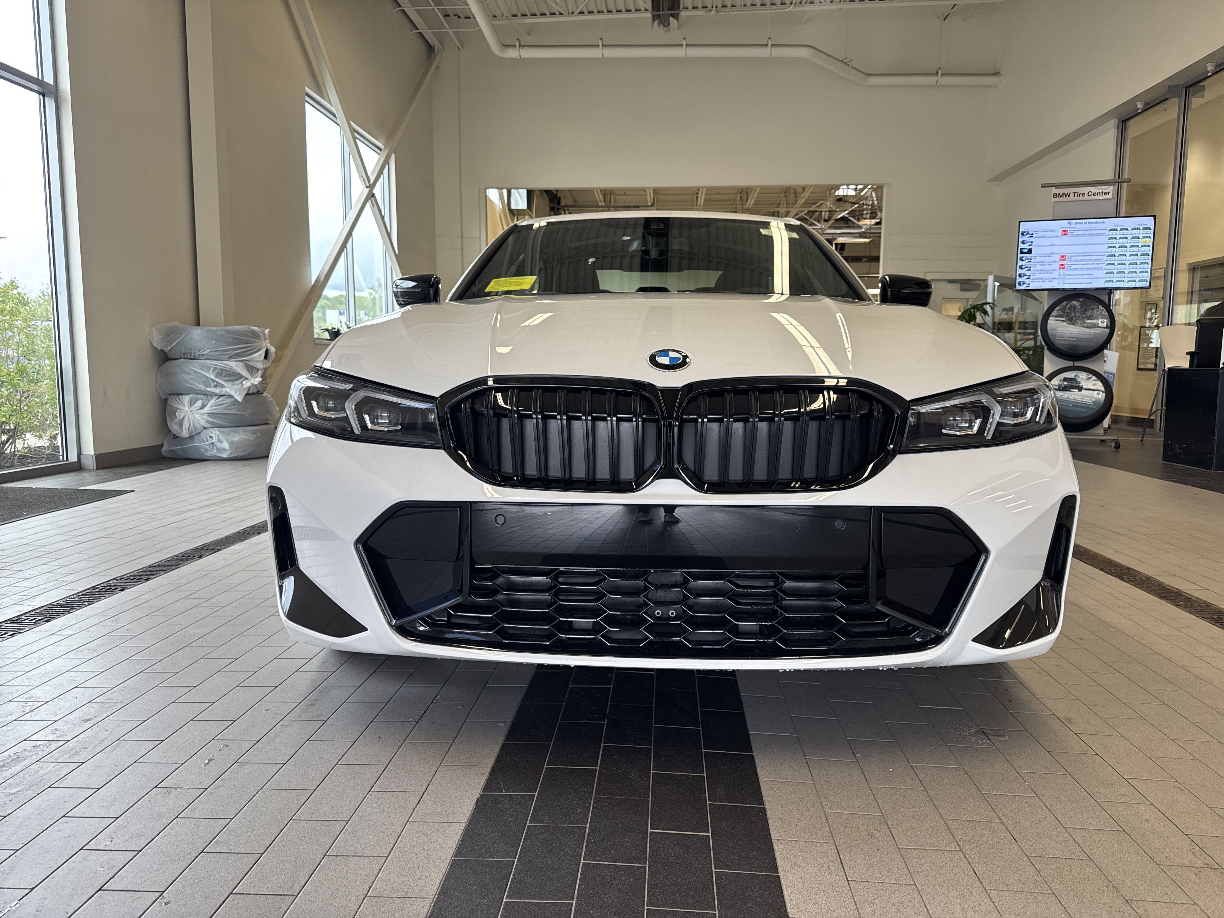 2025 BMW 3 Series 330i xDrive