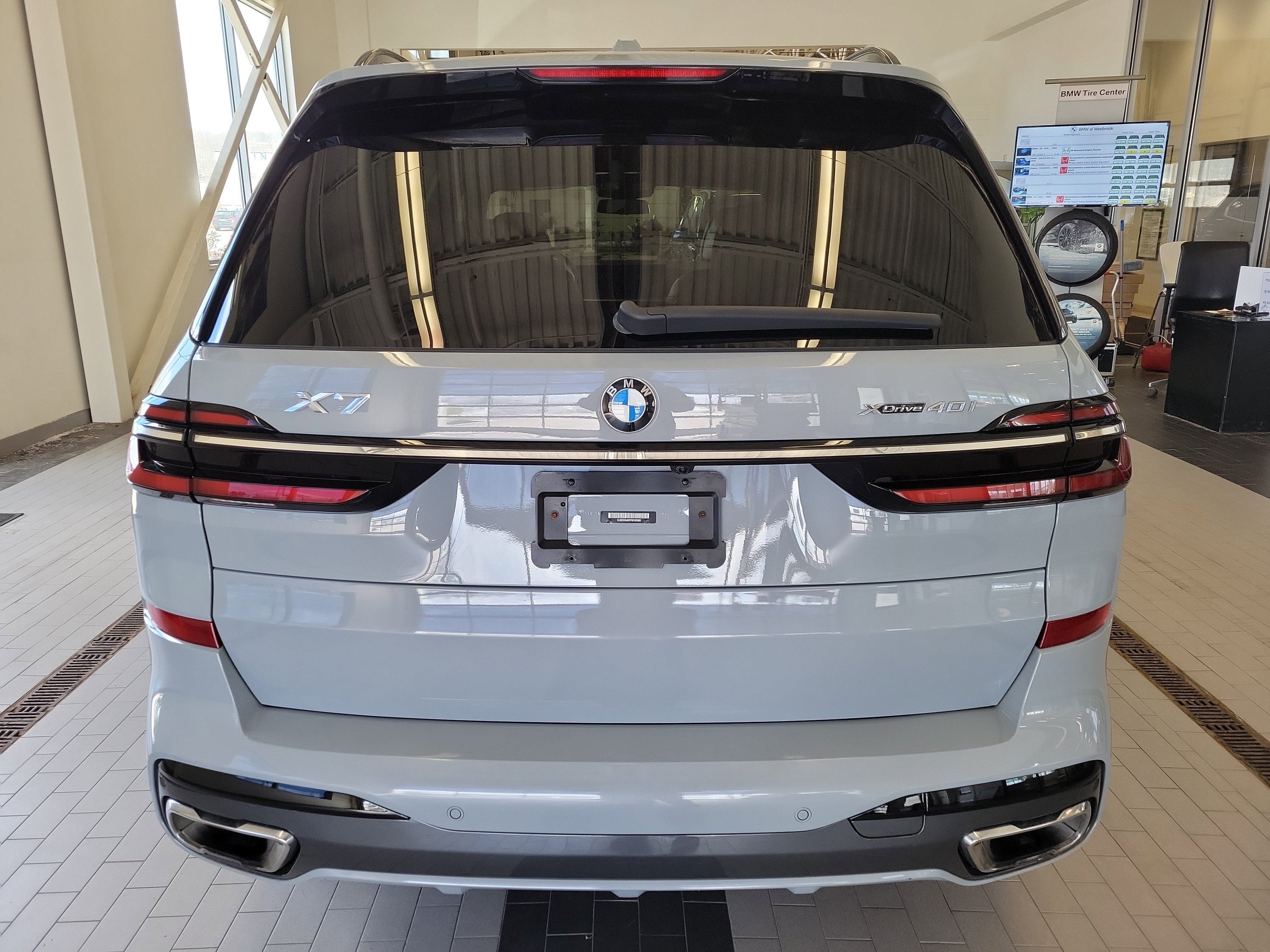 2023 BMW X7 xDrive40i