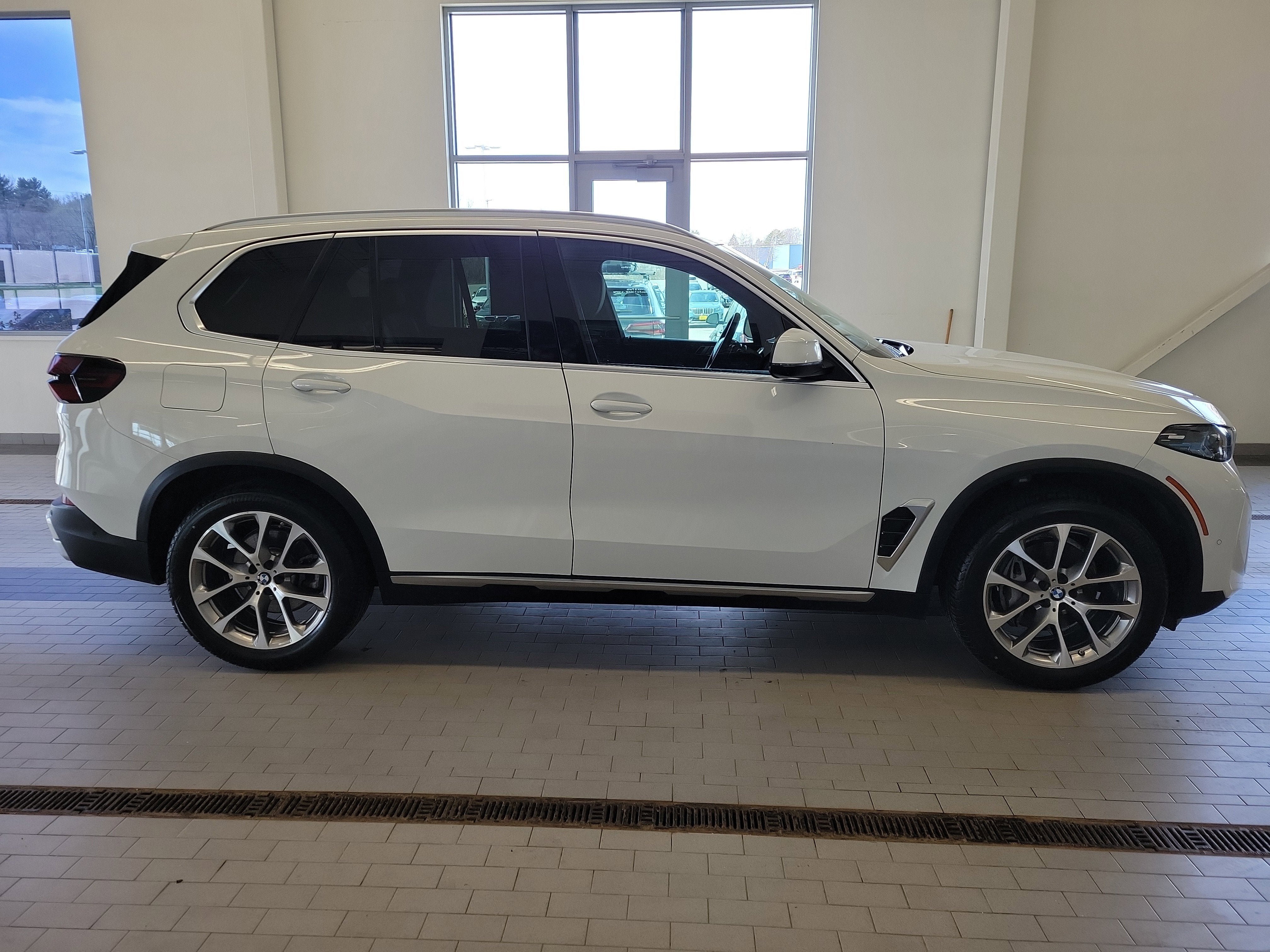 2025 BMW X5 xDrive40i