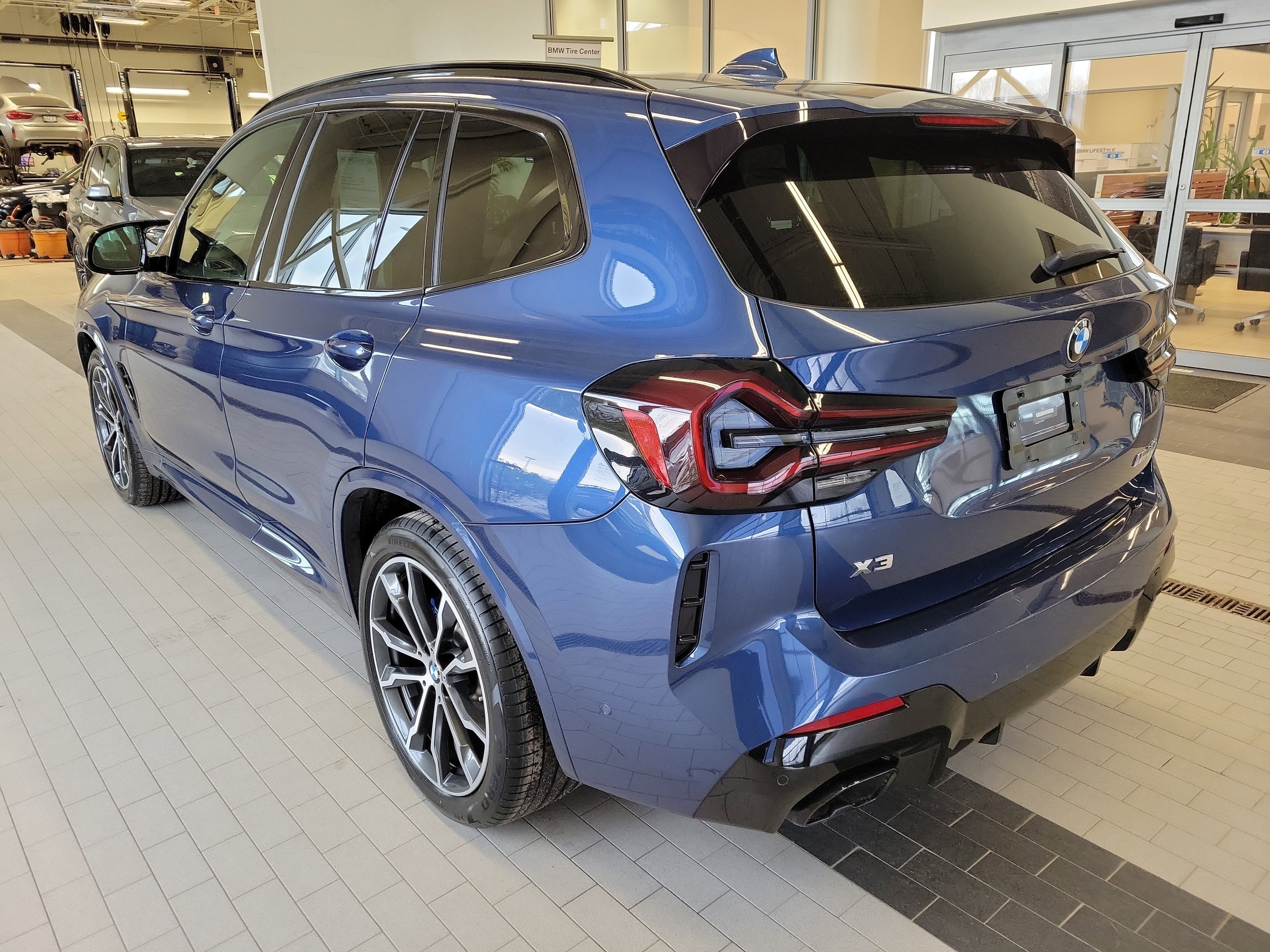 2023 BMW X3 M40i