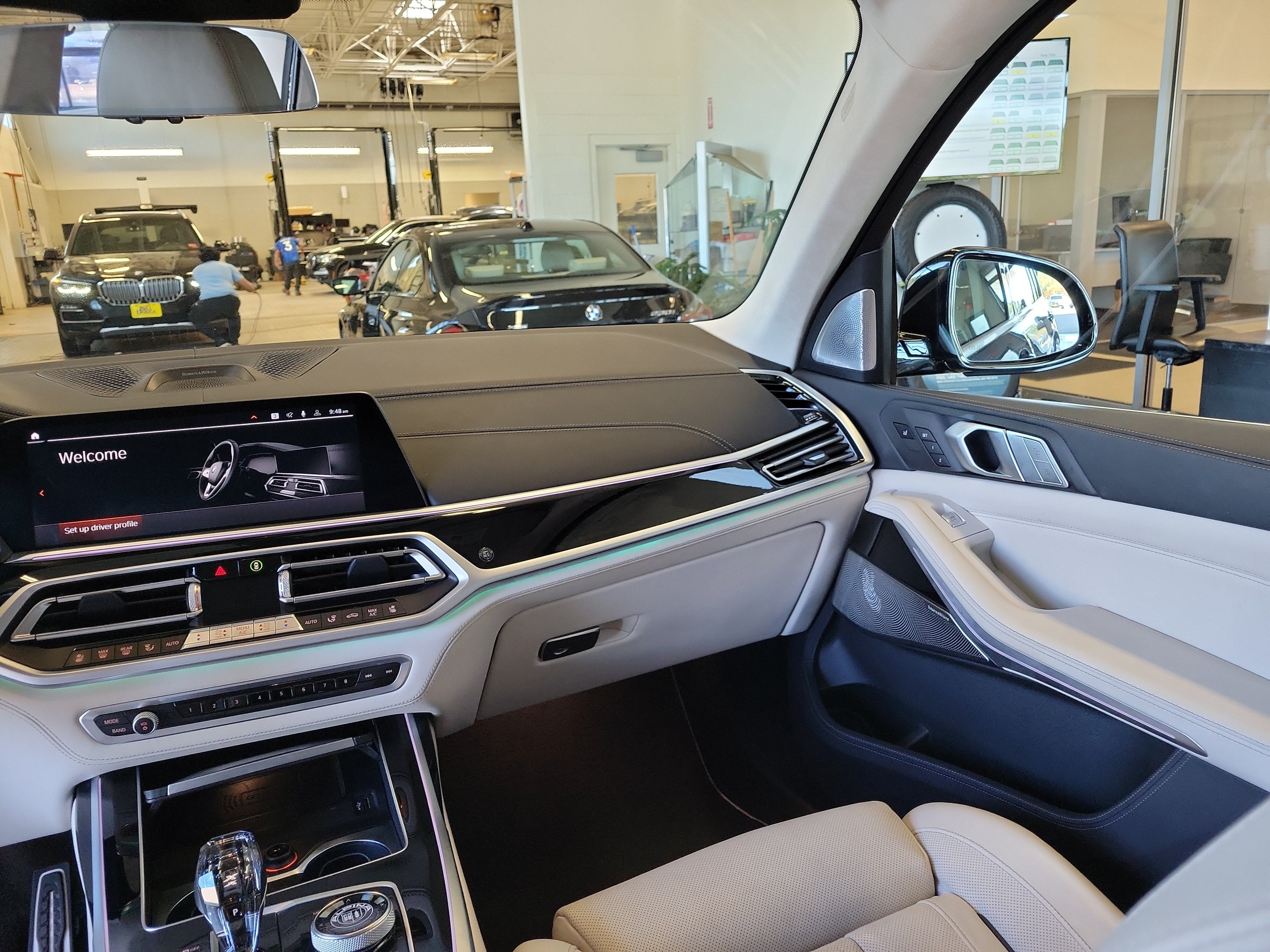 2021 BMW X7 ALPINA XB7