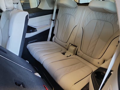 2021 BMW X7 ALPINA XB7