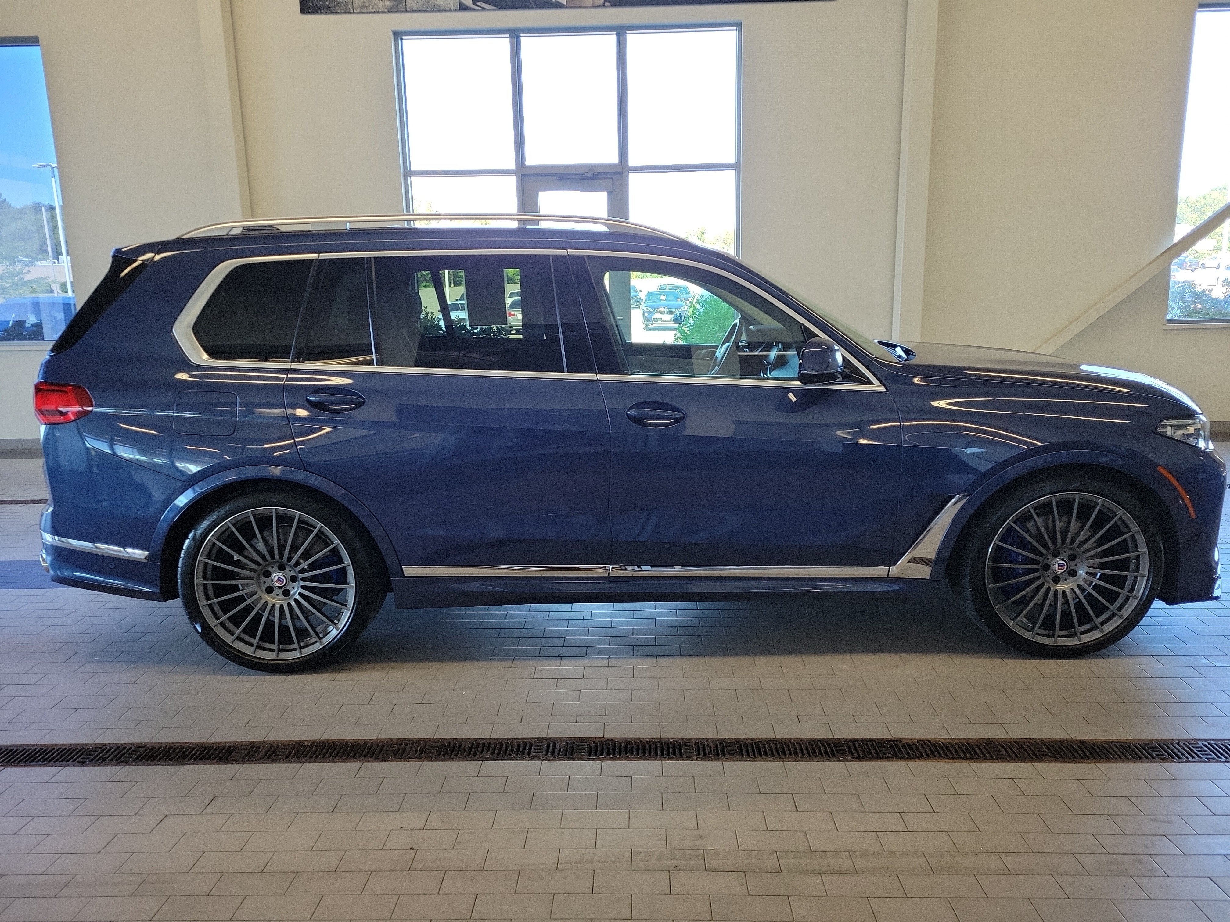 2021 BMW X7 ALPINA XB7