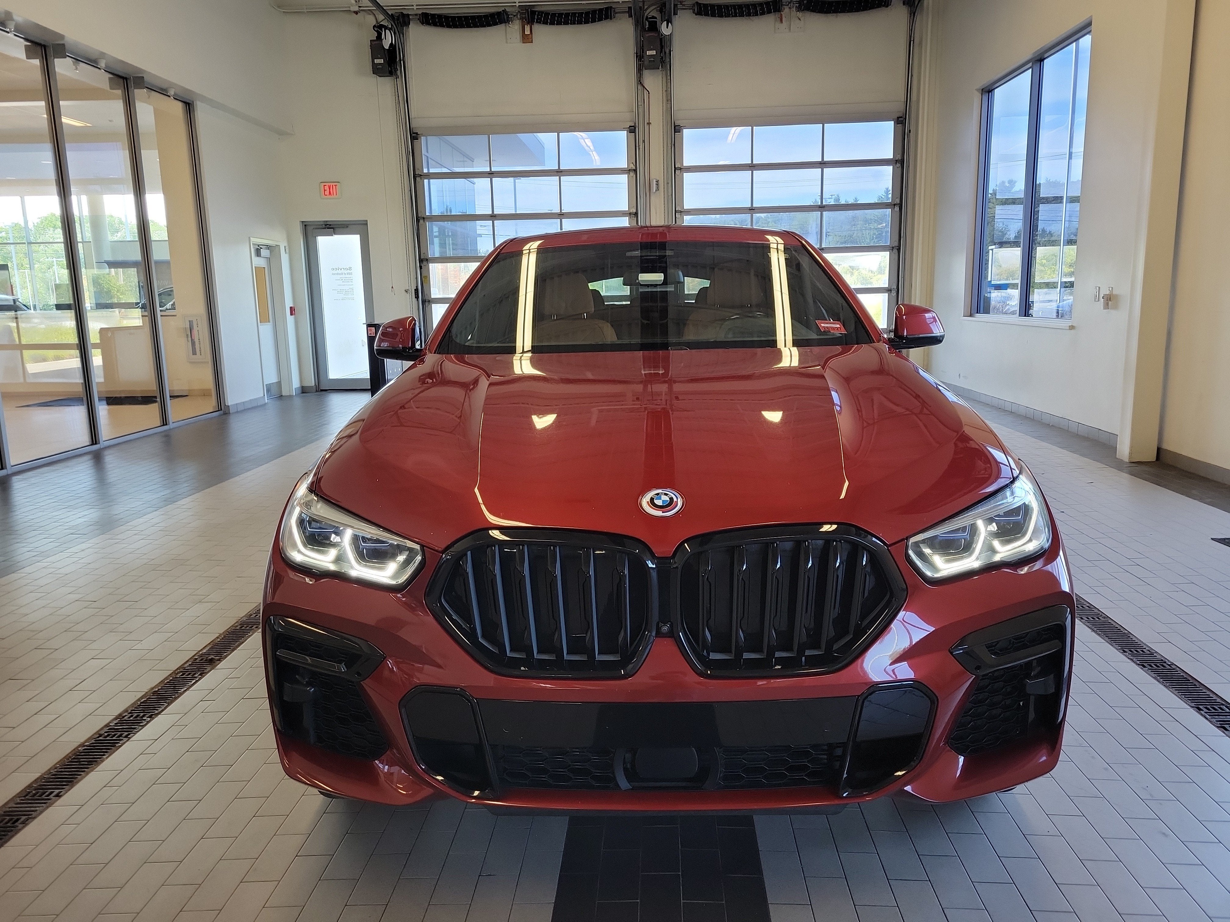 2023 BMW X6 M50i