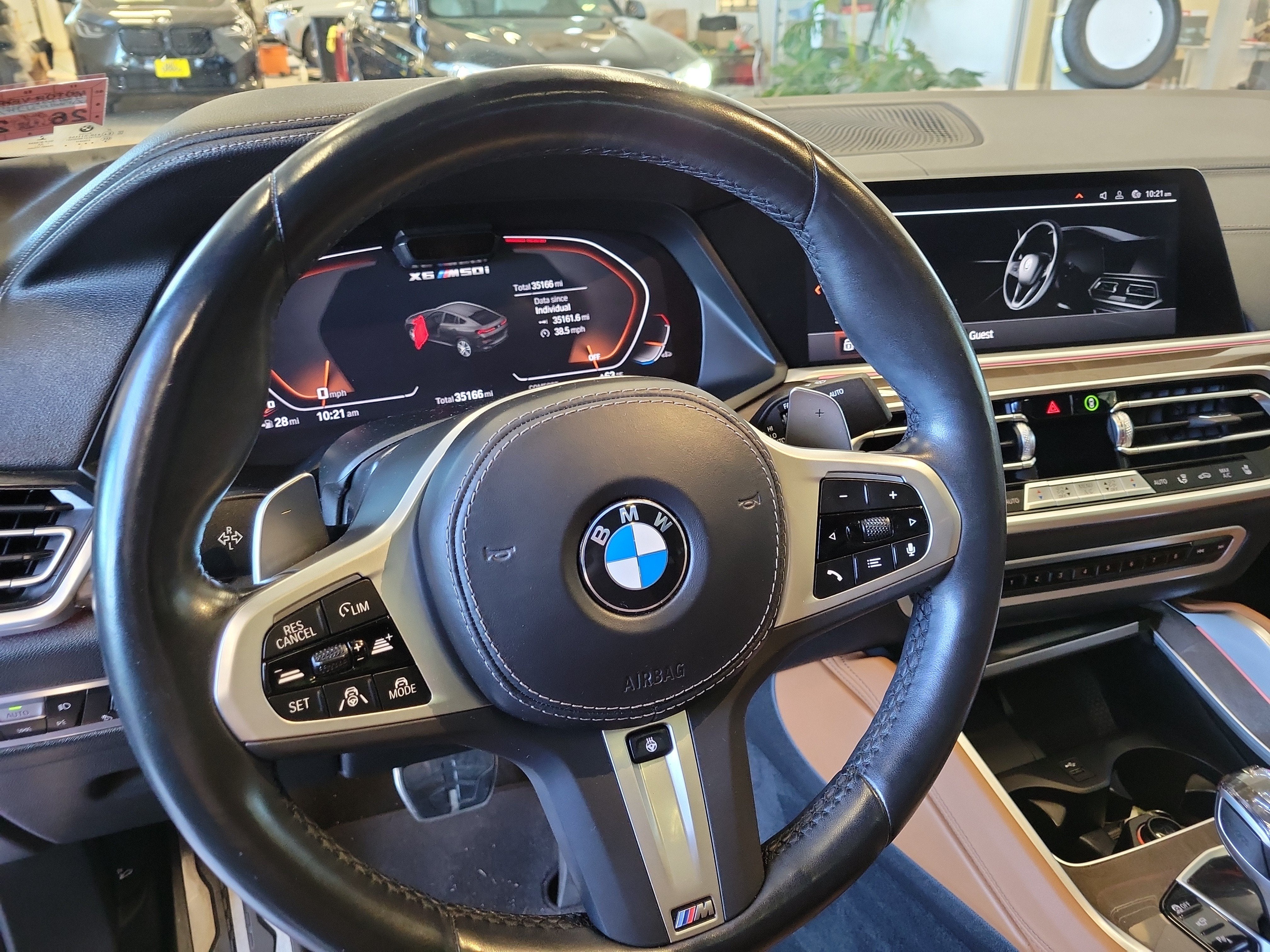 2023 BMW X6 M50i