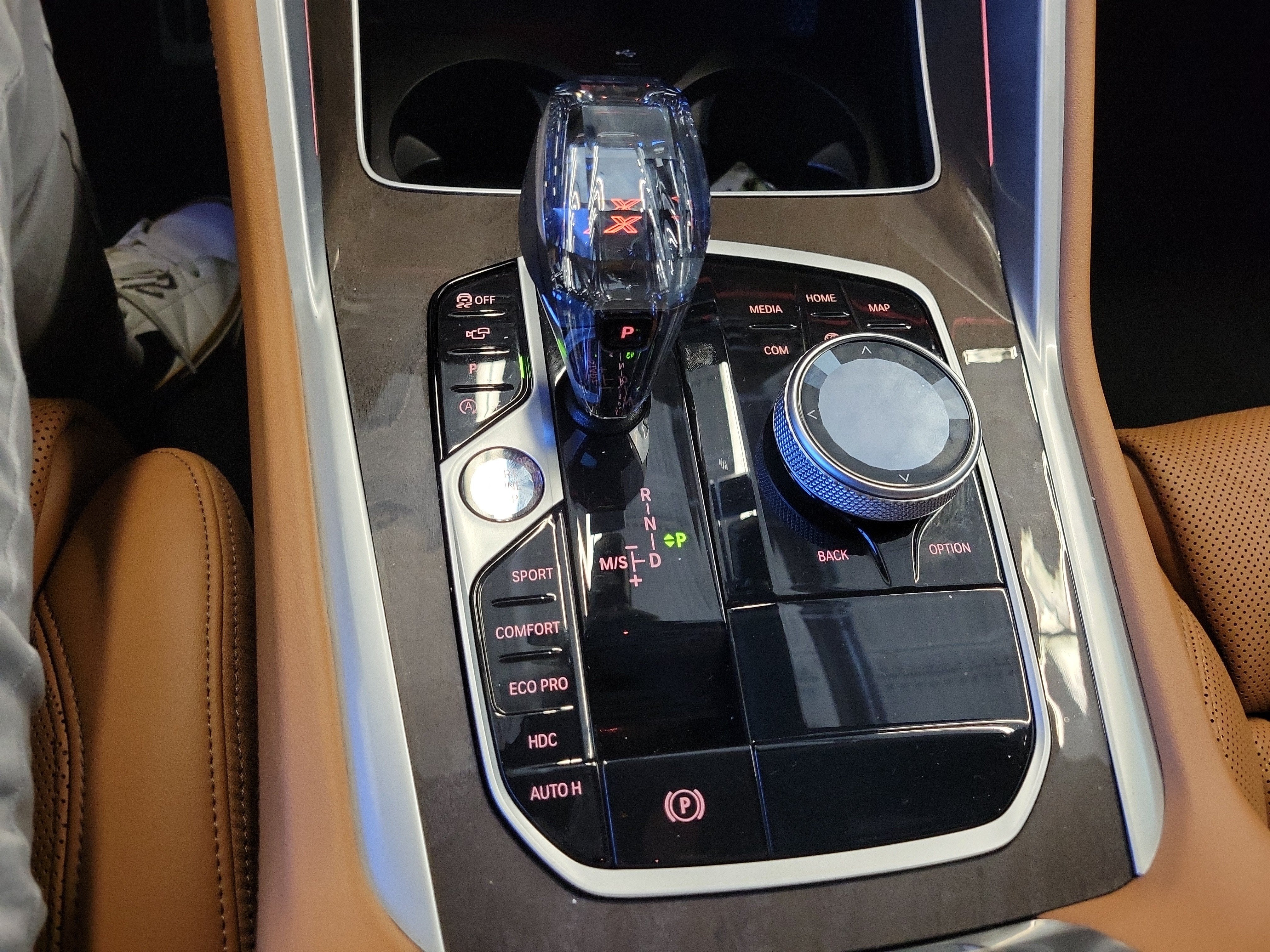 2023 BMW X6 M50i