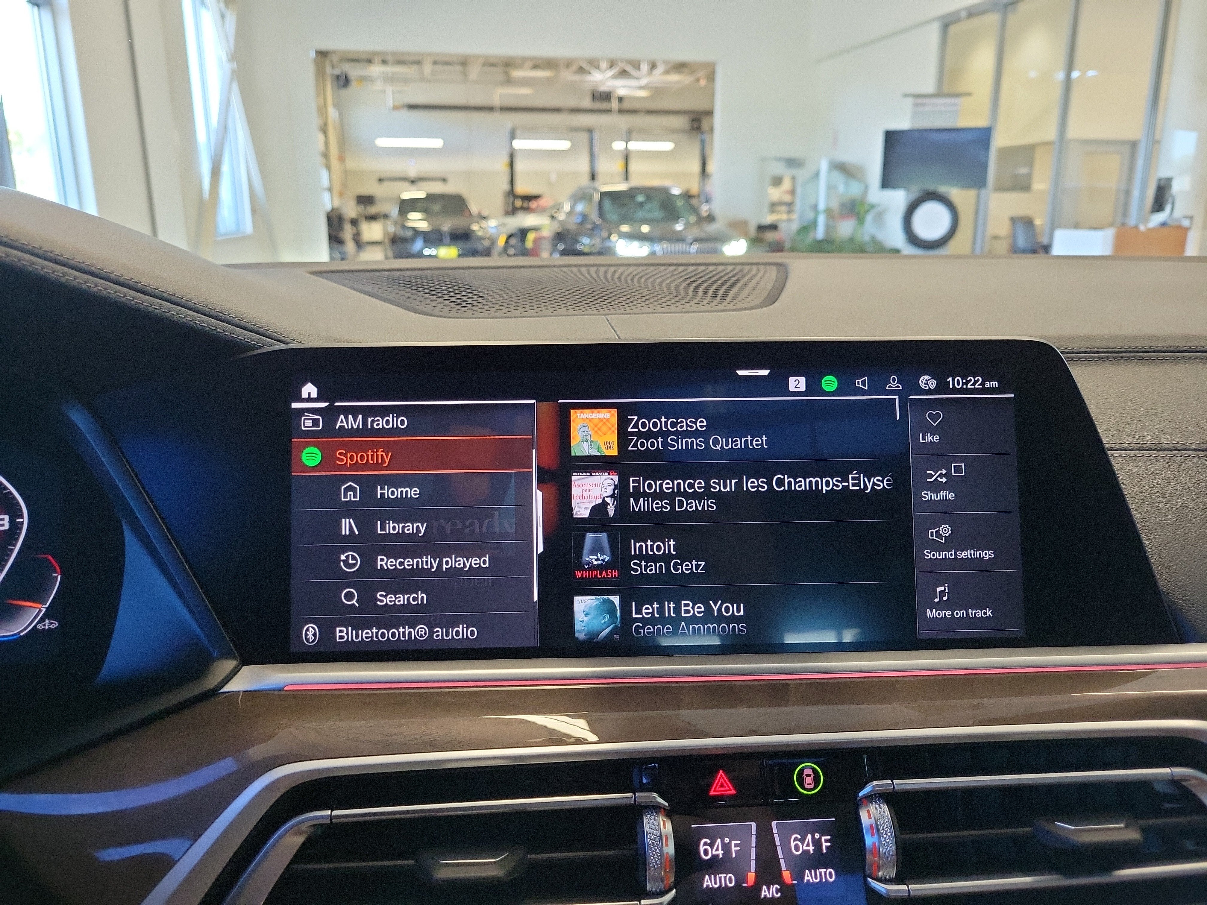 2023 BMW X6 M50i