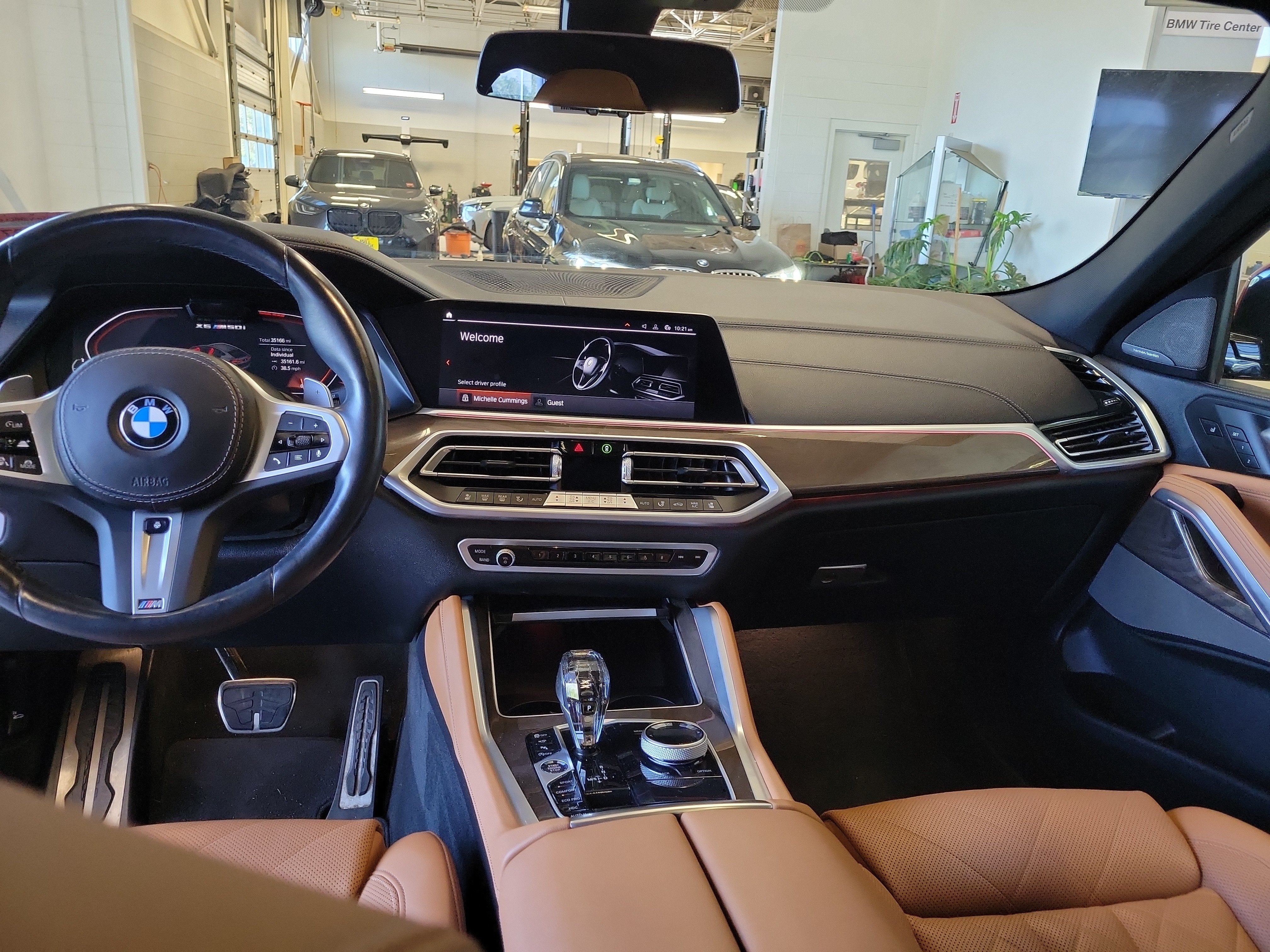 2023 BMW X6 M50i