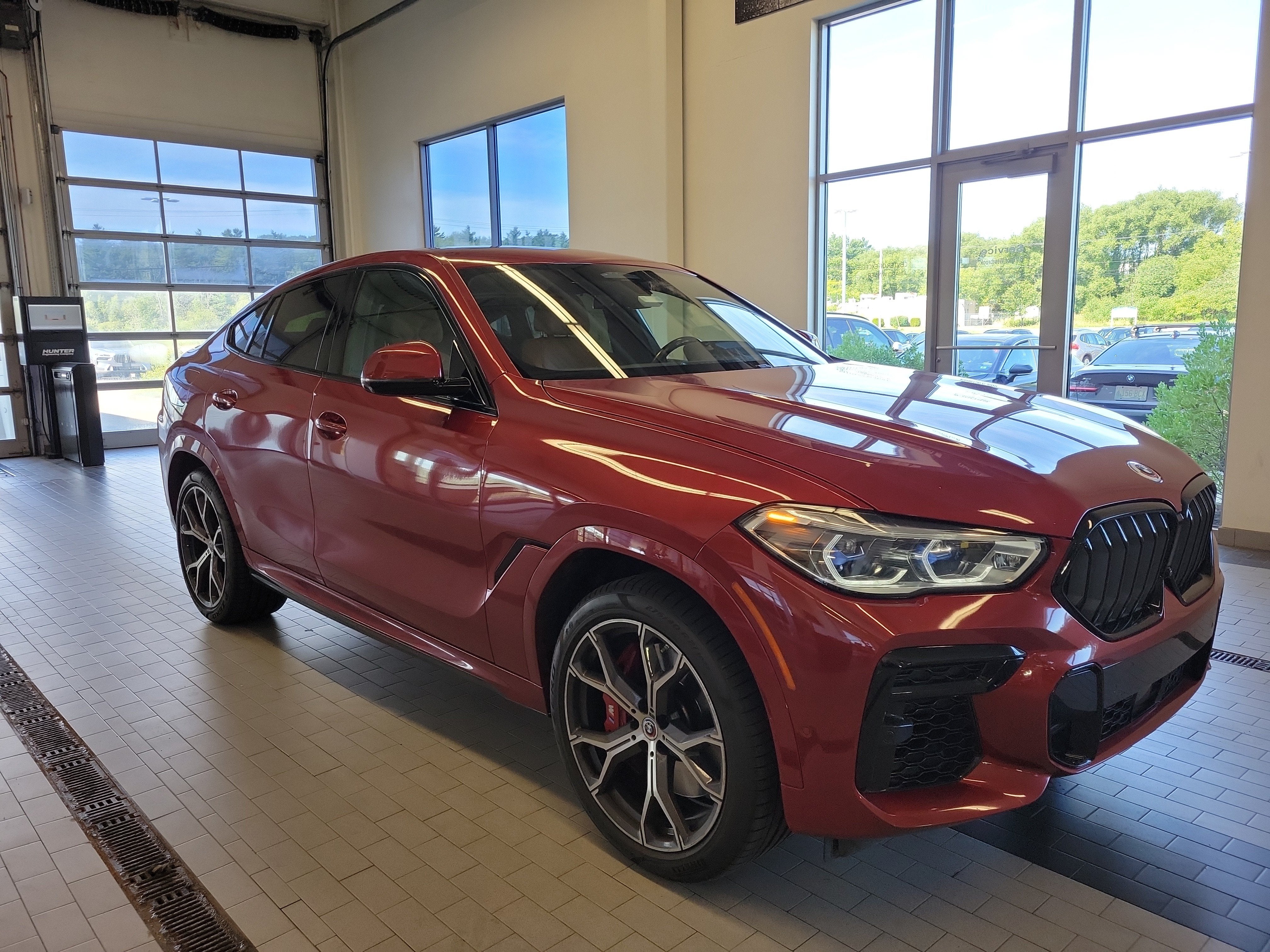 2023 BMW X6 M50i