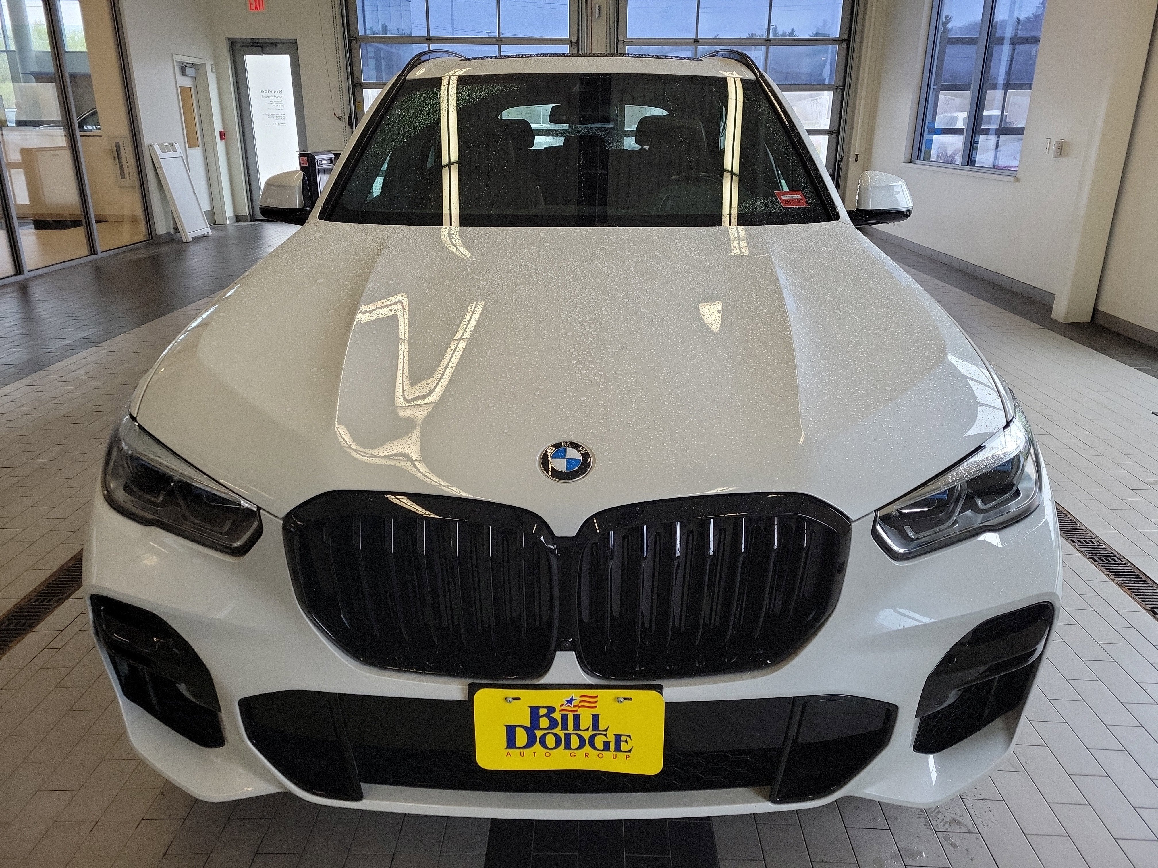 2023 BMW X5 M50i