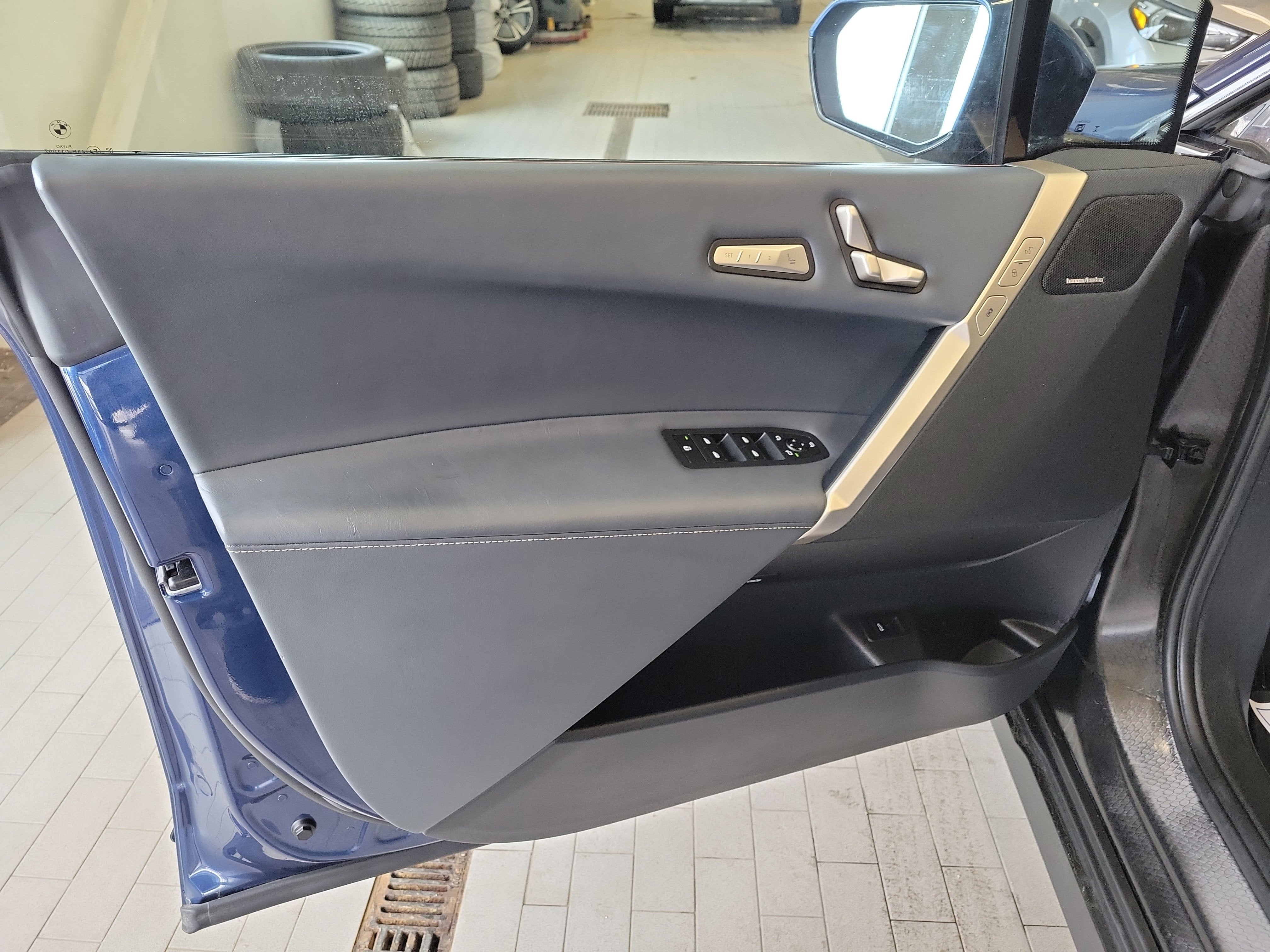 2023 BMW iX xDrive50