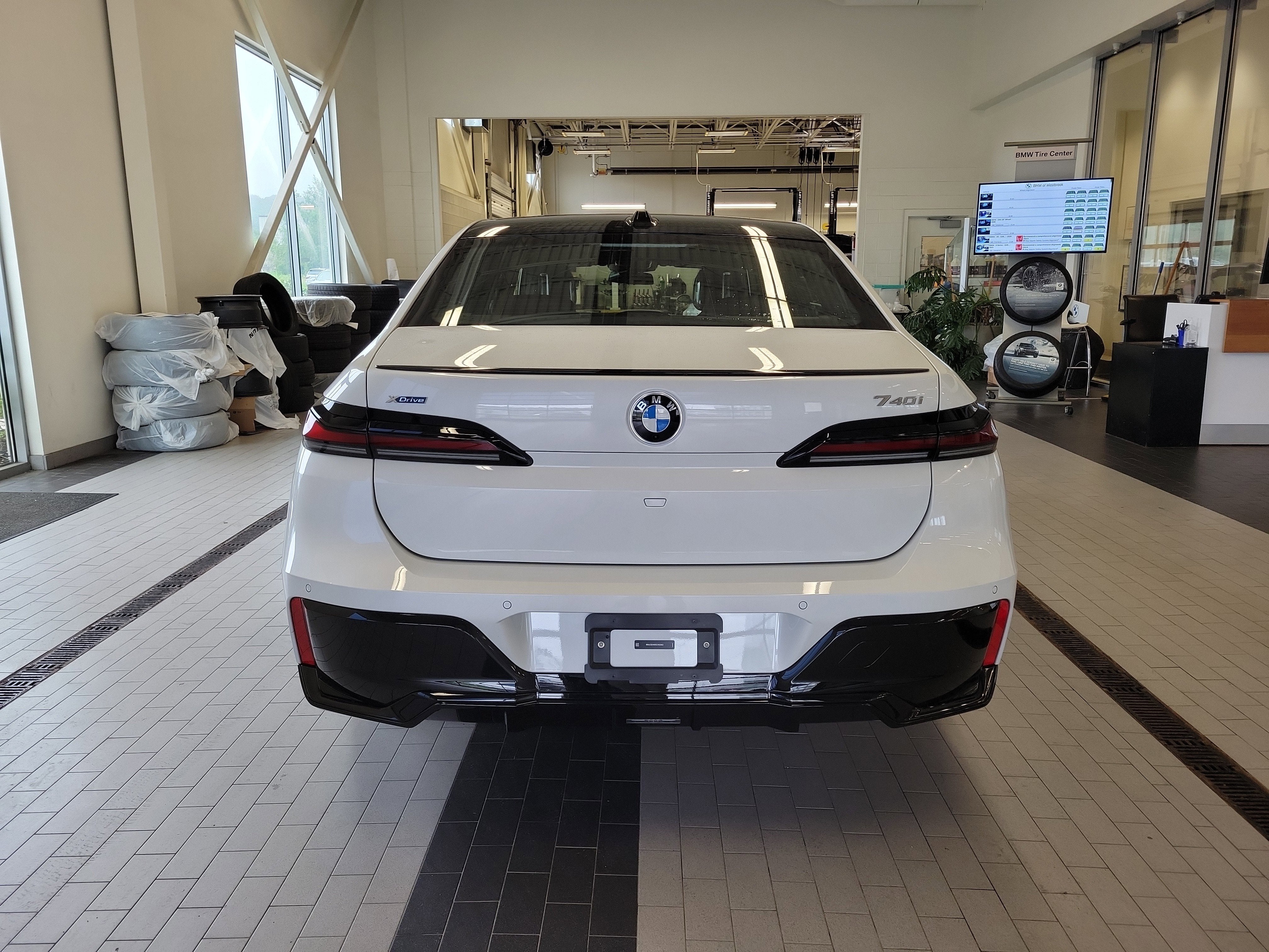 2025 BMW 7 Series 740i xDrive