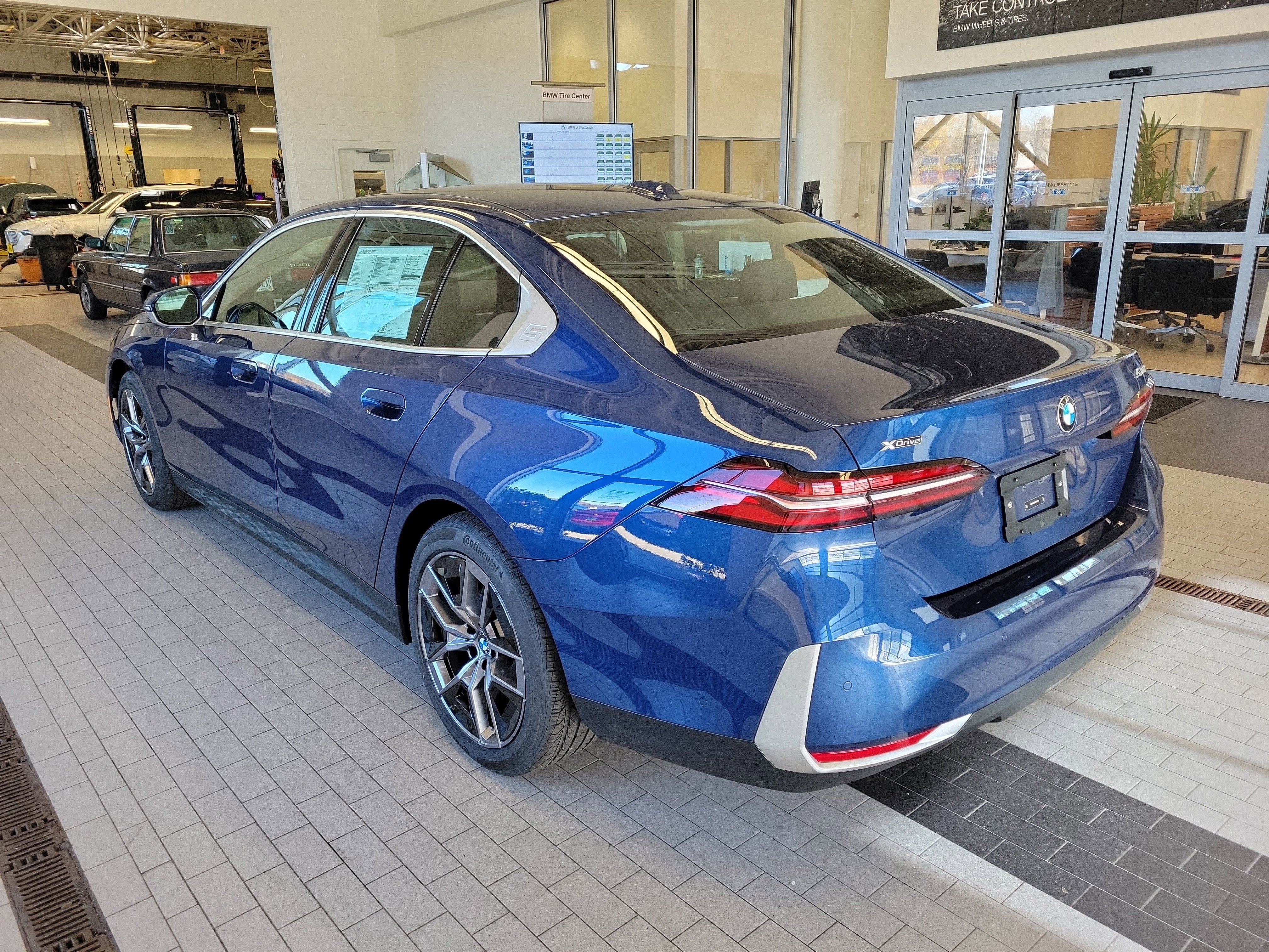 2026 BMW 5 Series 530i xDrive