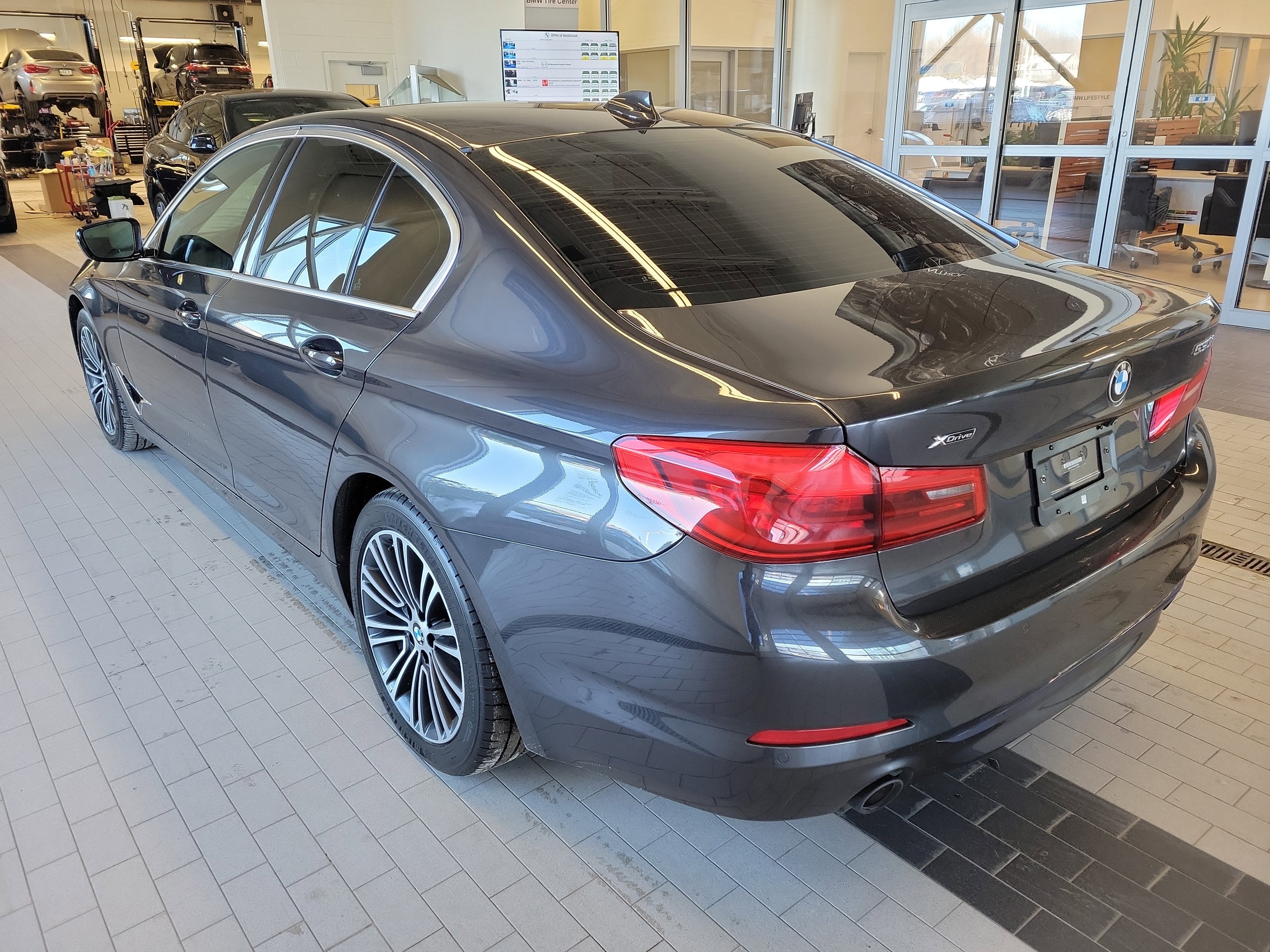 2019 BMW 5 Series 530i xDrive