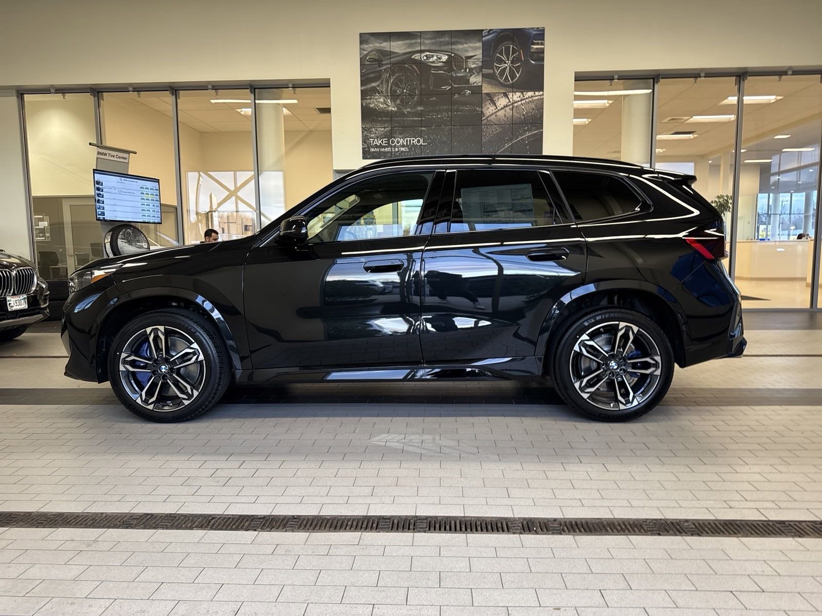 2025 BMW X1 M35i