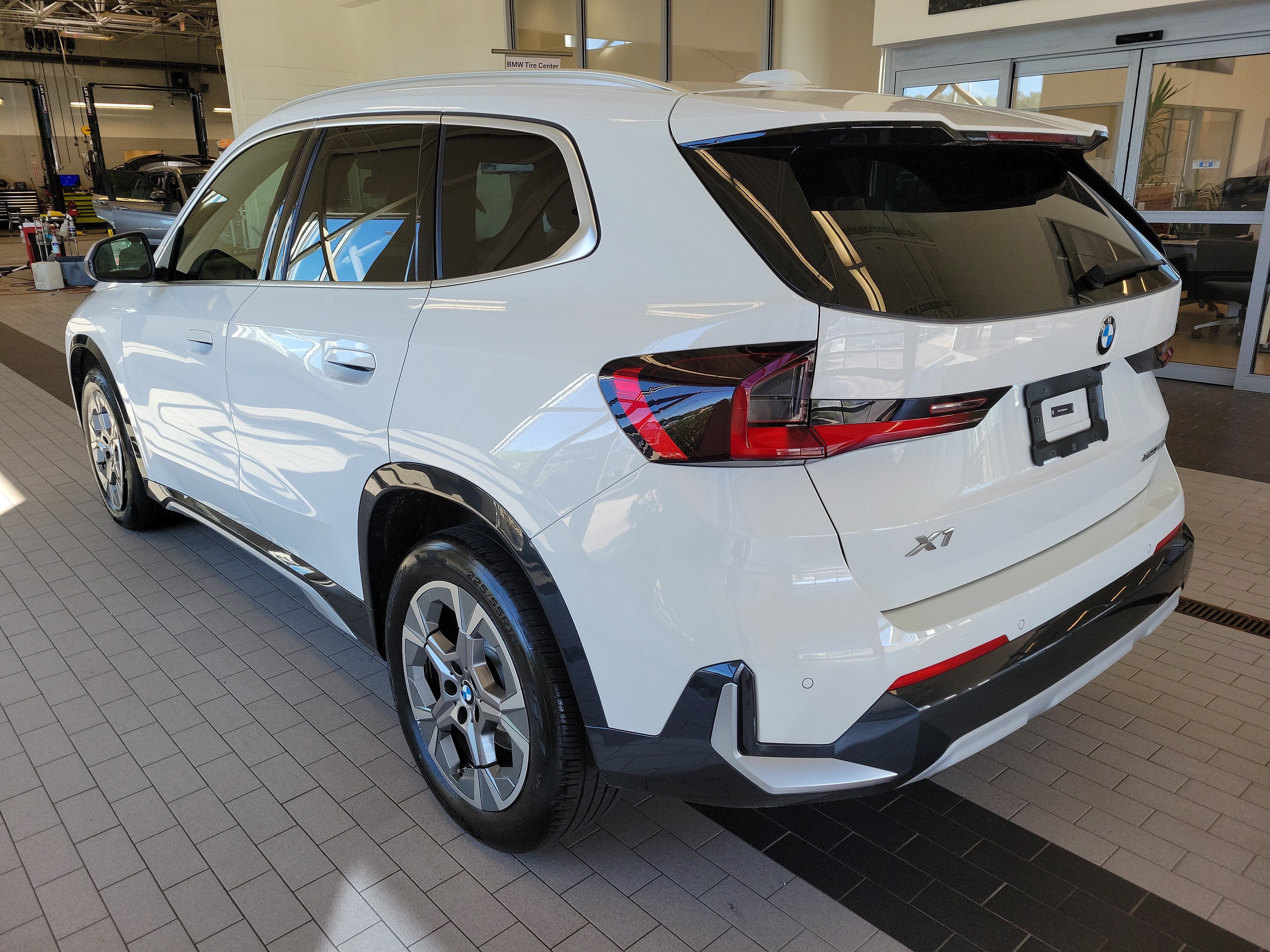 2024 BMW X1 xDrive28i