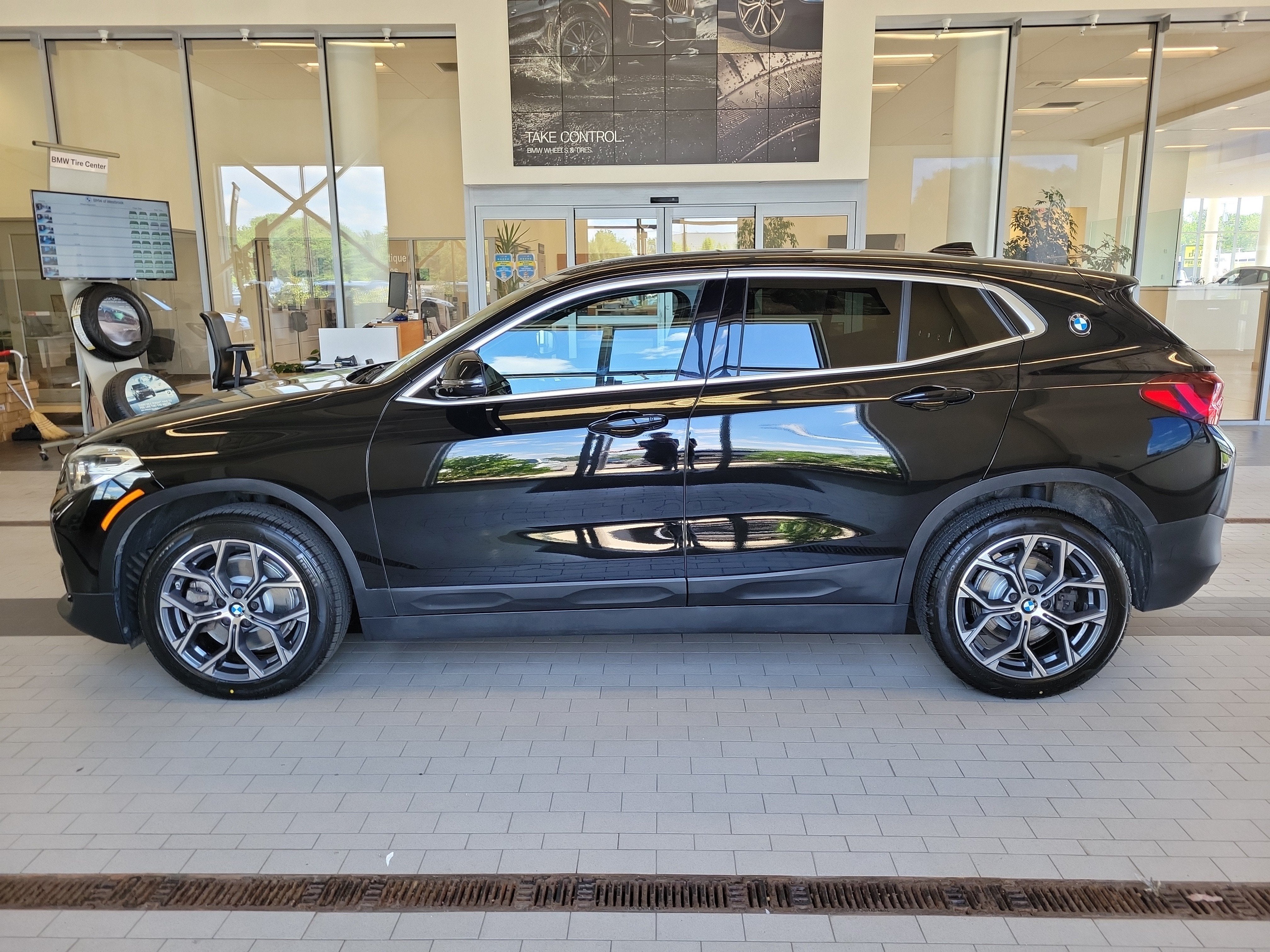 2023 BMW X2 xDrive28i