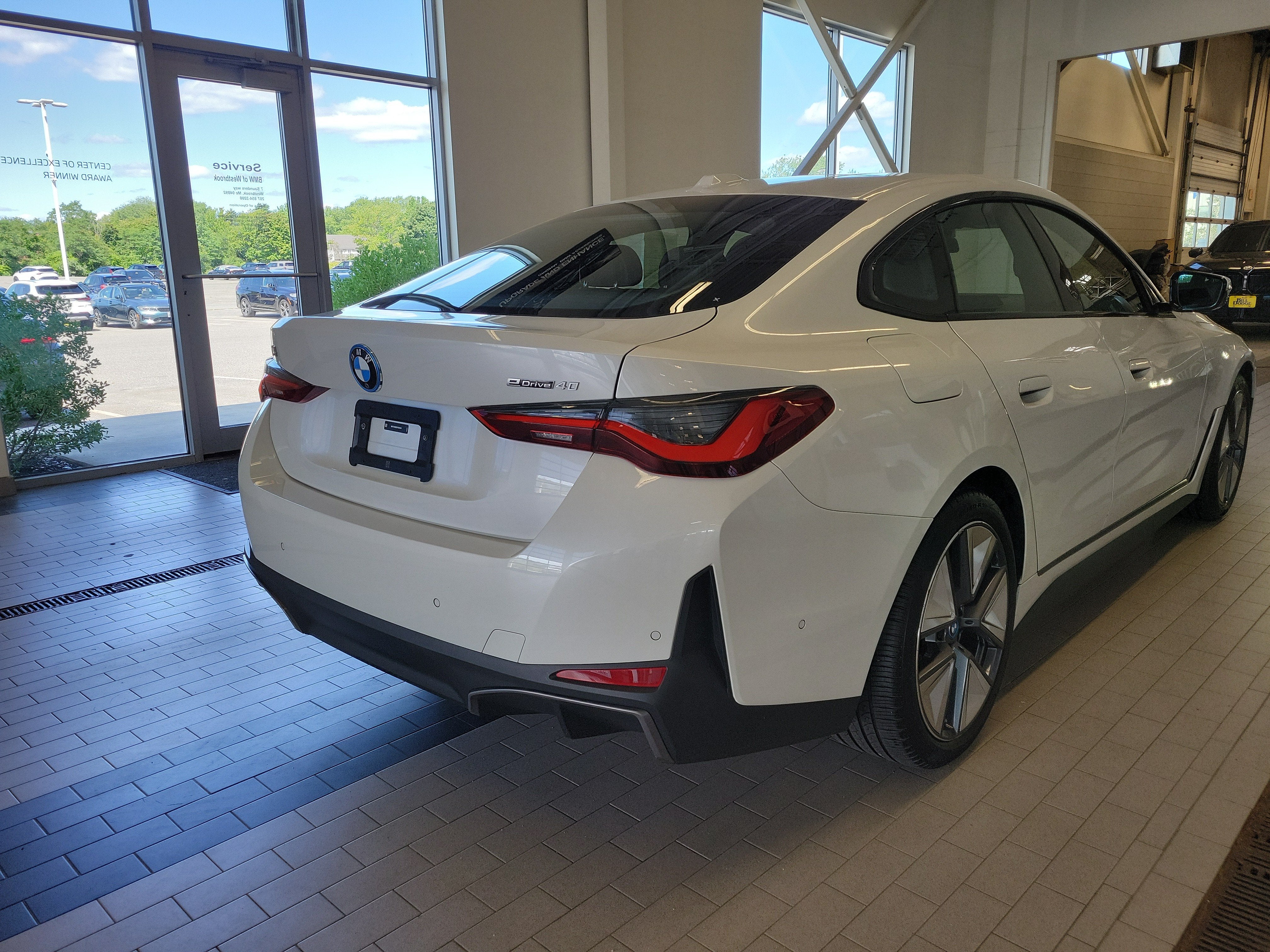 2023 BMW i4 eDrive40
