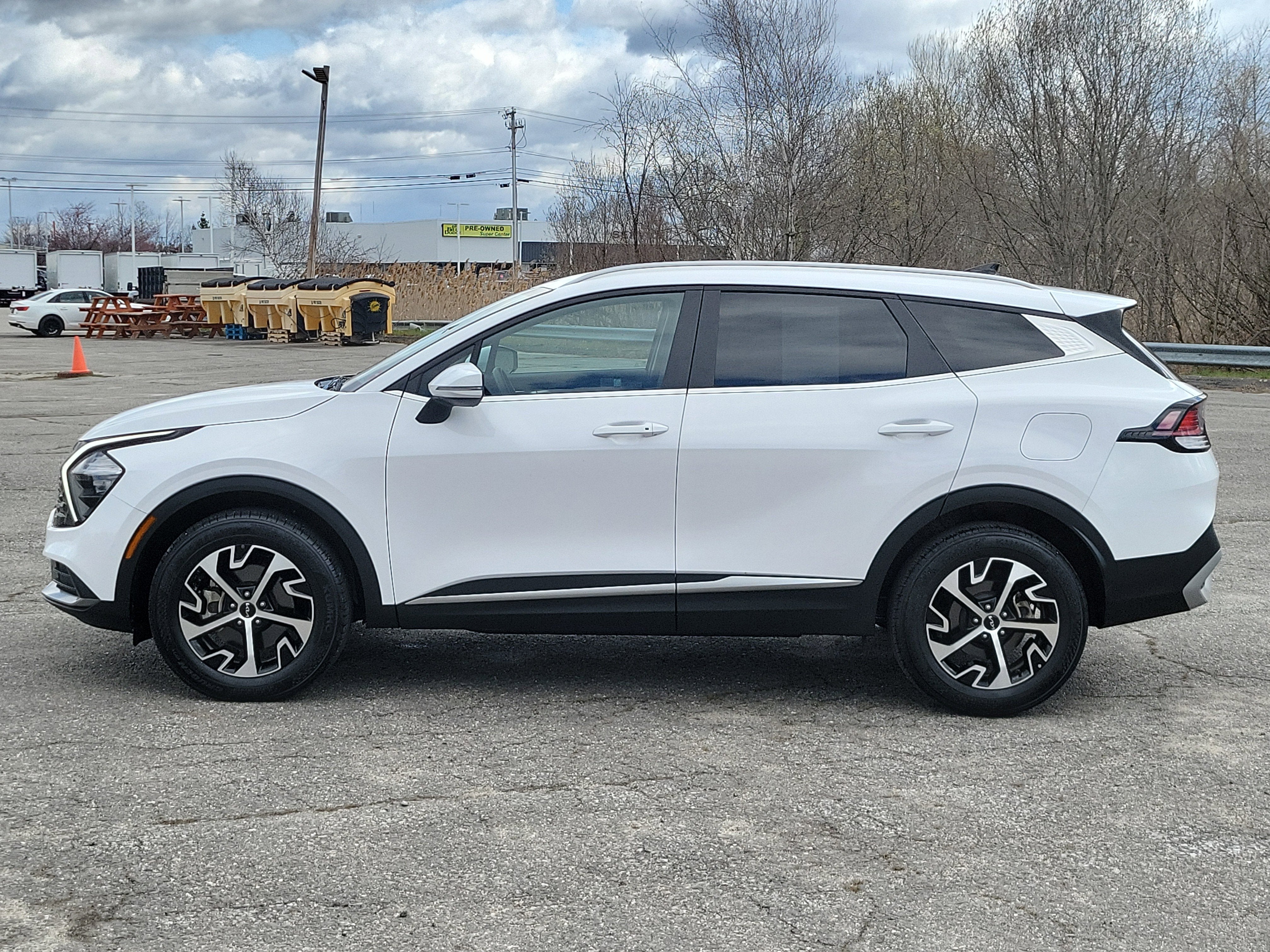 2023 Kia Sportage EX