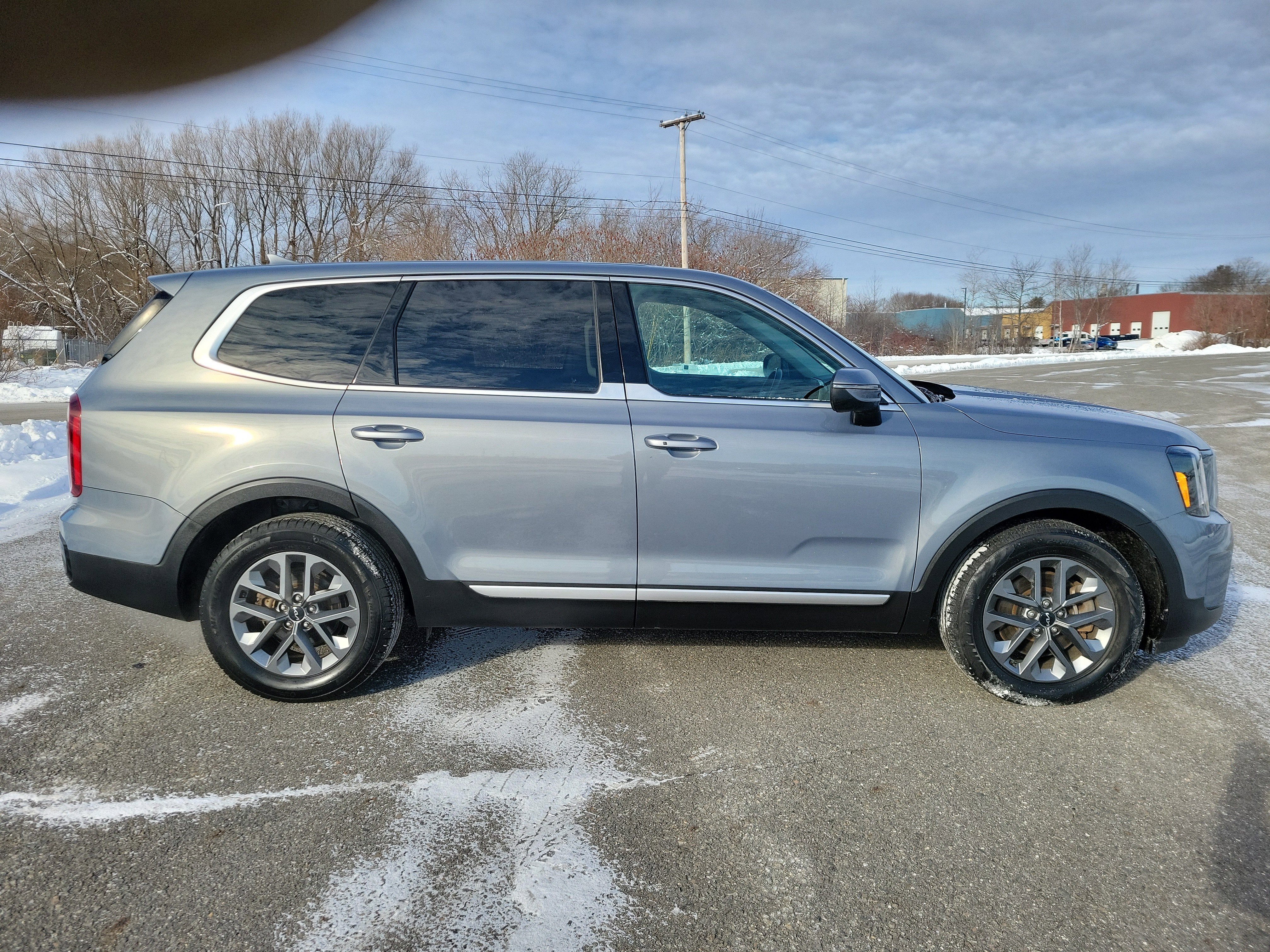 2023 Kia Telluride LX