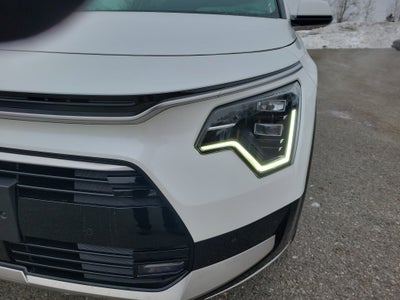 2023 Kia Niro Plug-In Hybrid SX Touring
