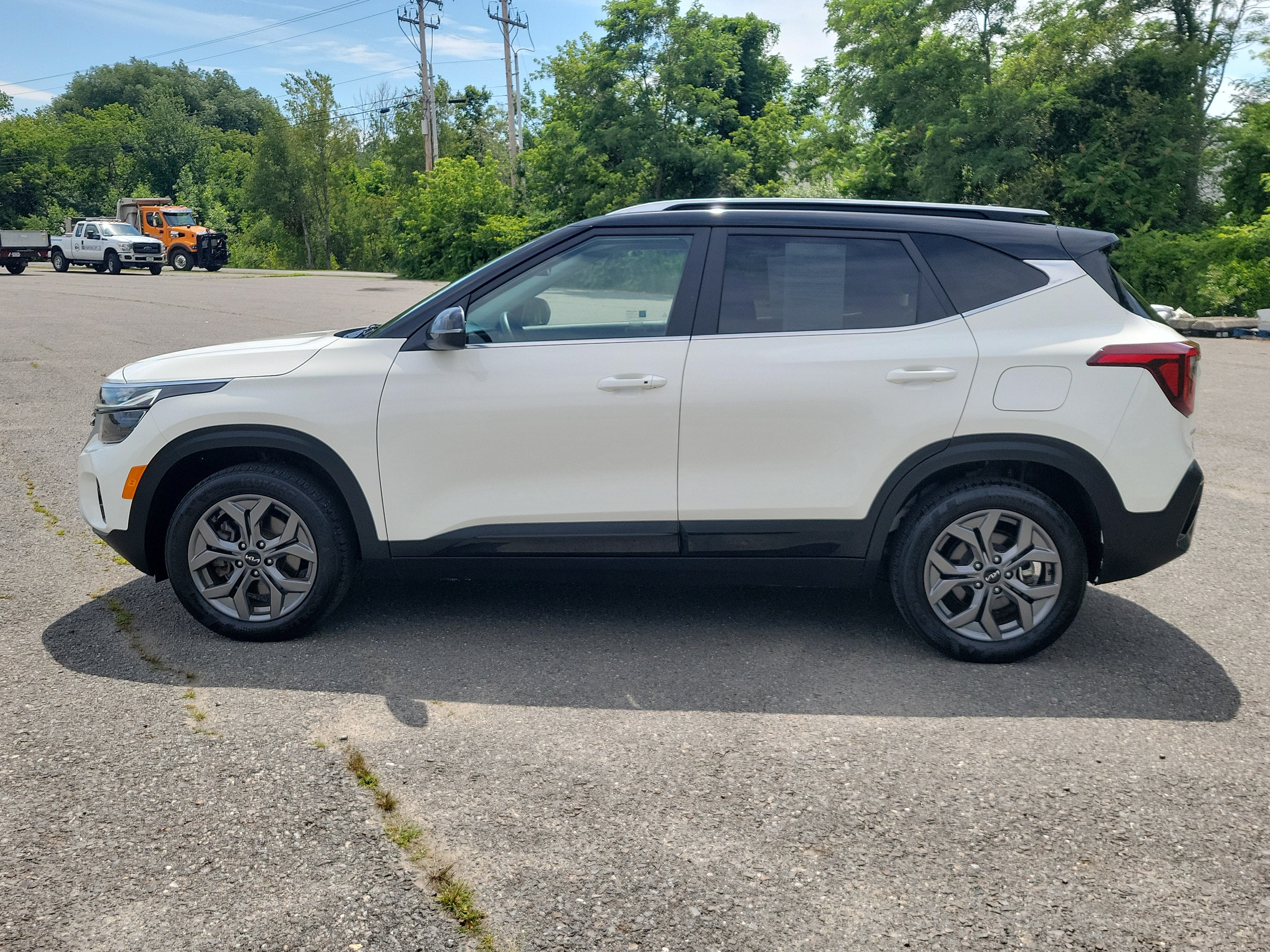 2024 Kia Seltos S