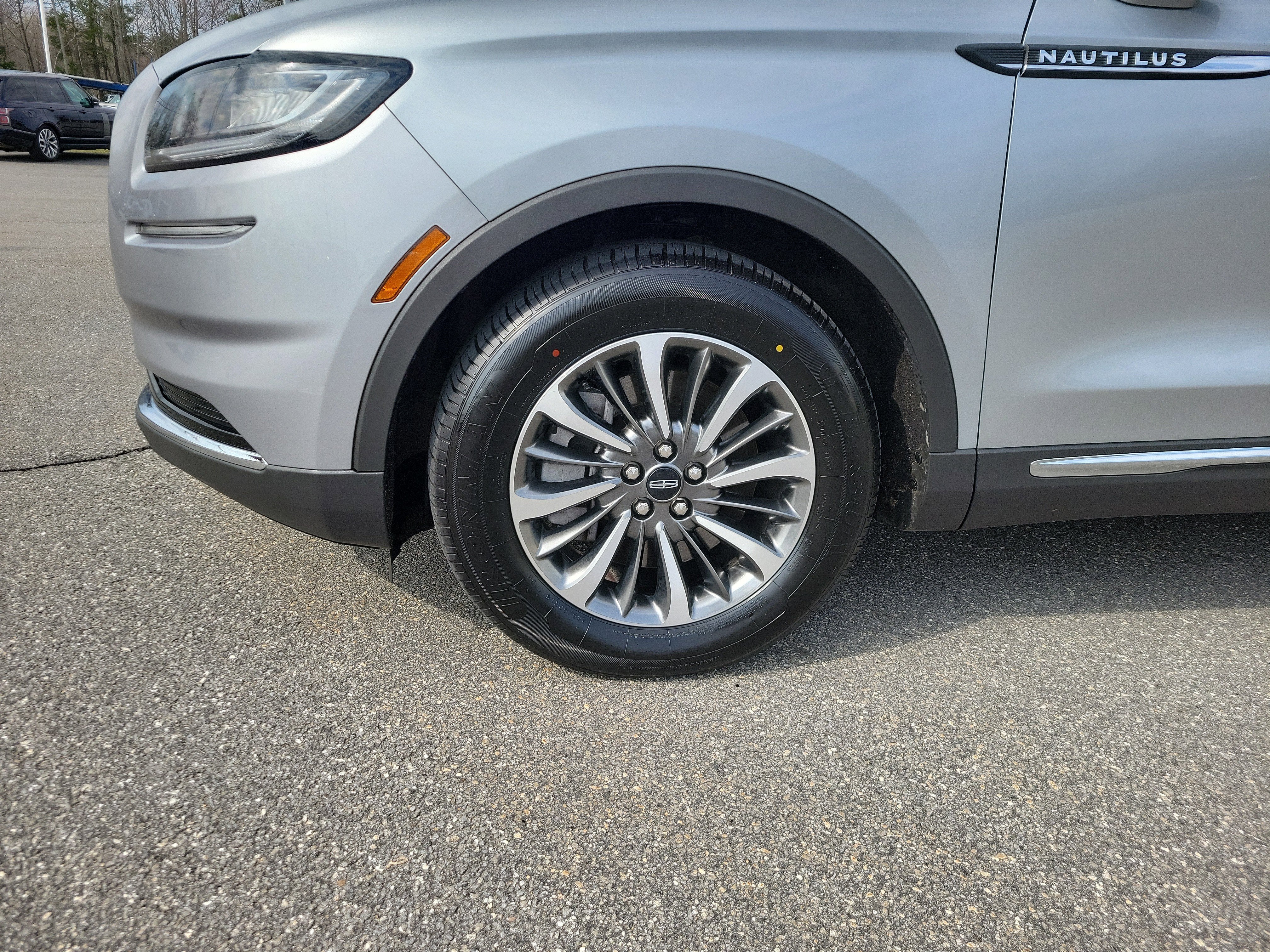 2023 Lincoln Nautilus Standard