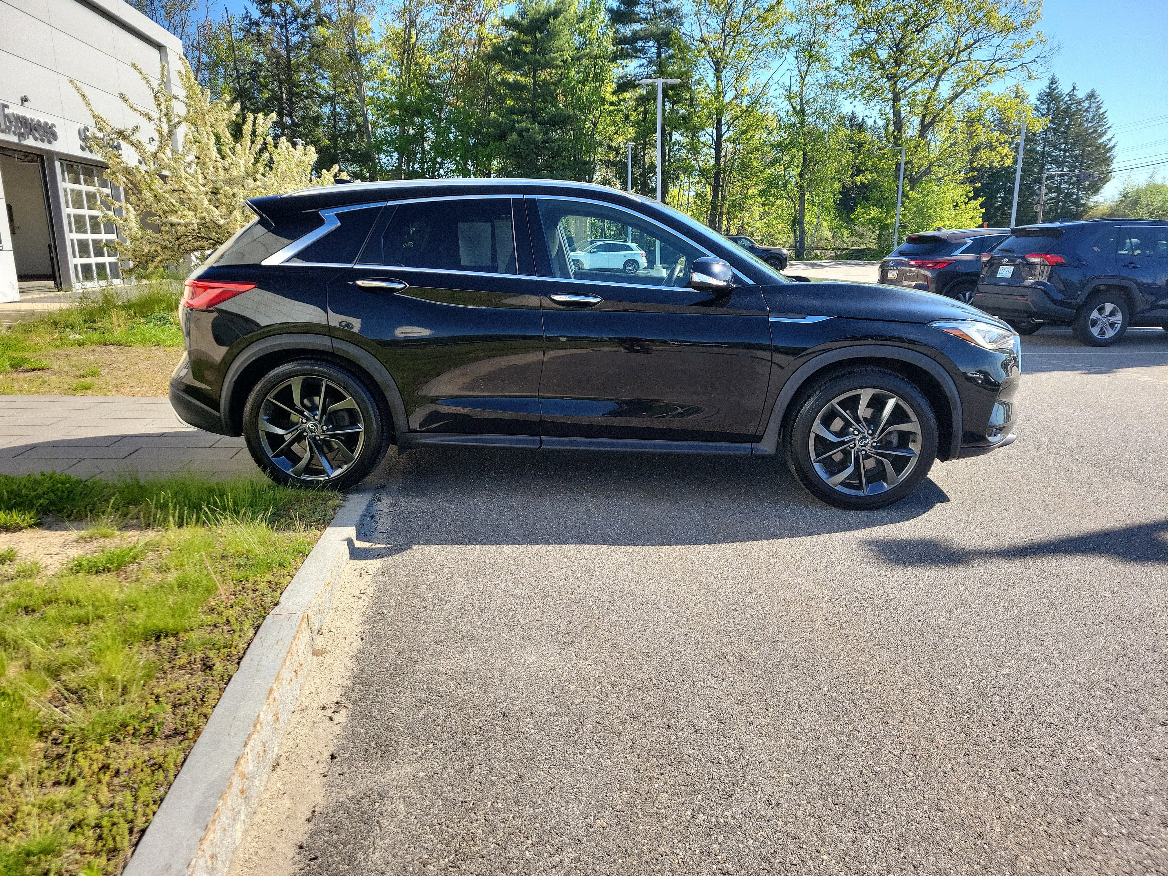 2019 INFINITI QX50 ESSENTIAL AWD
