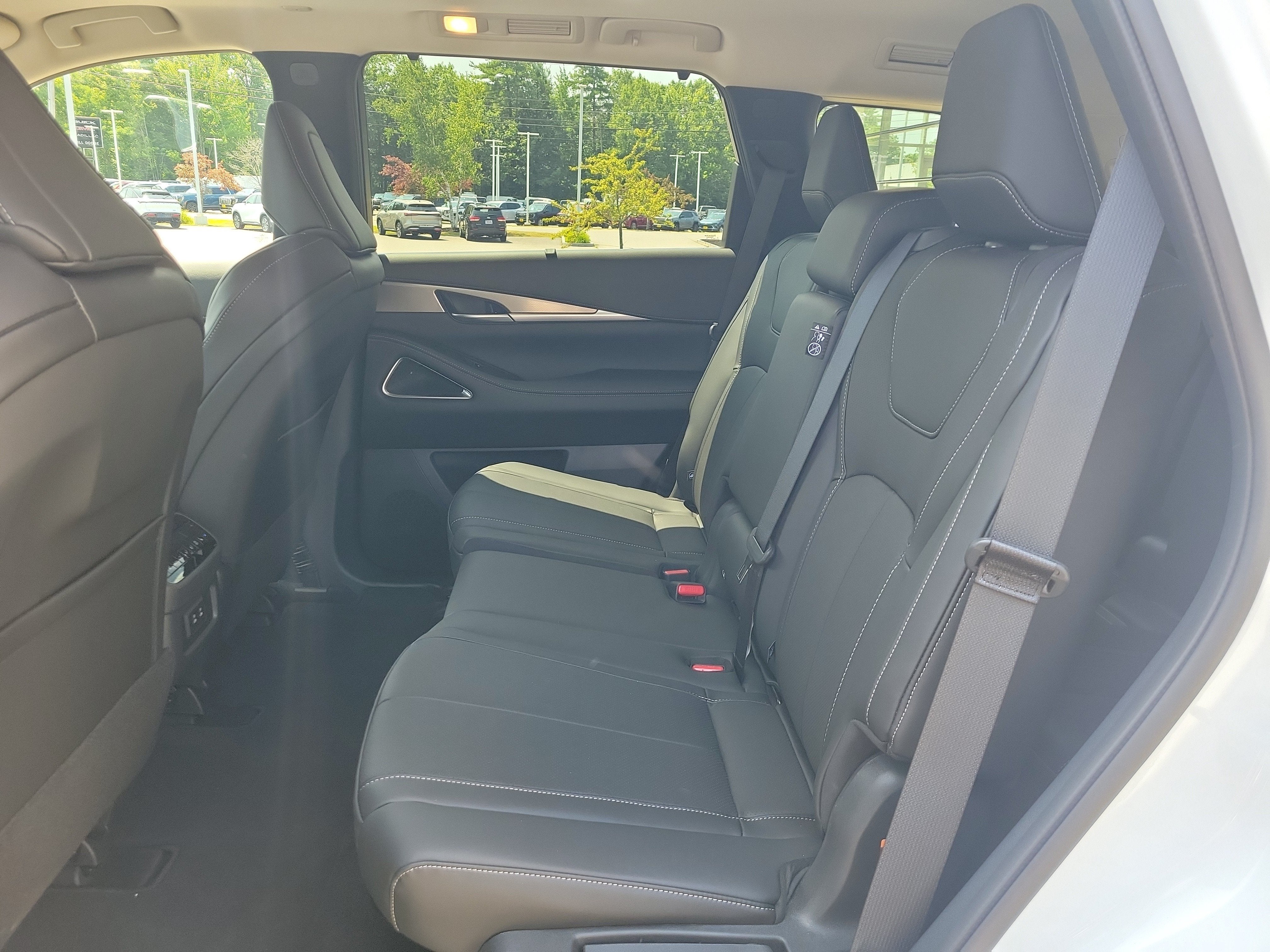 2026 INFINITI QX60 Luxe AWD