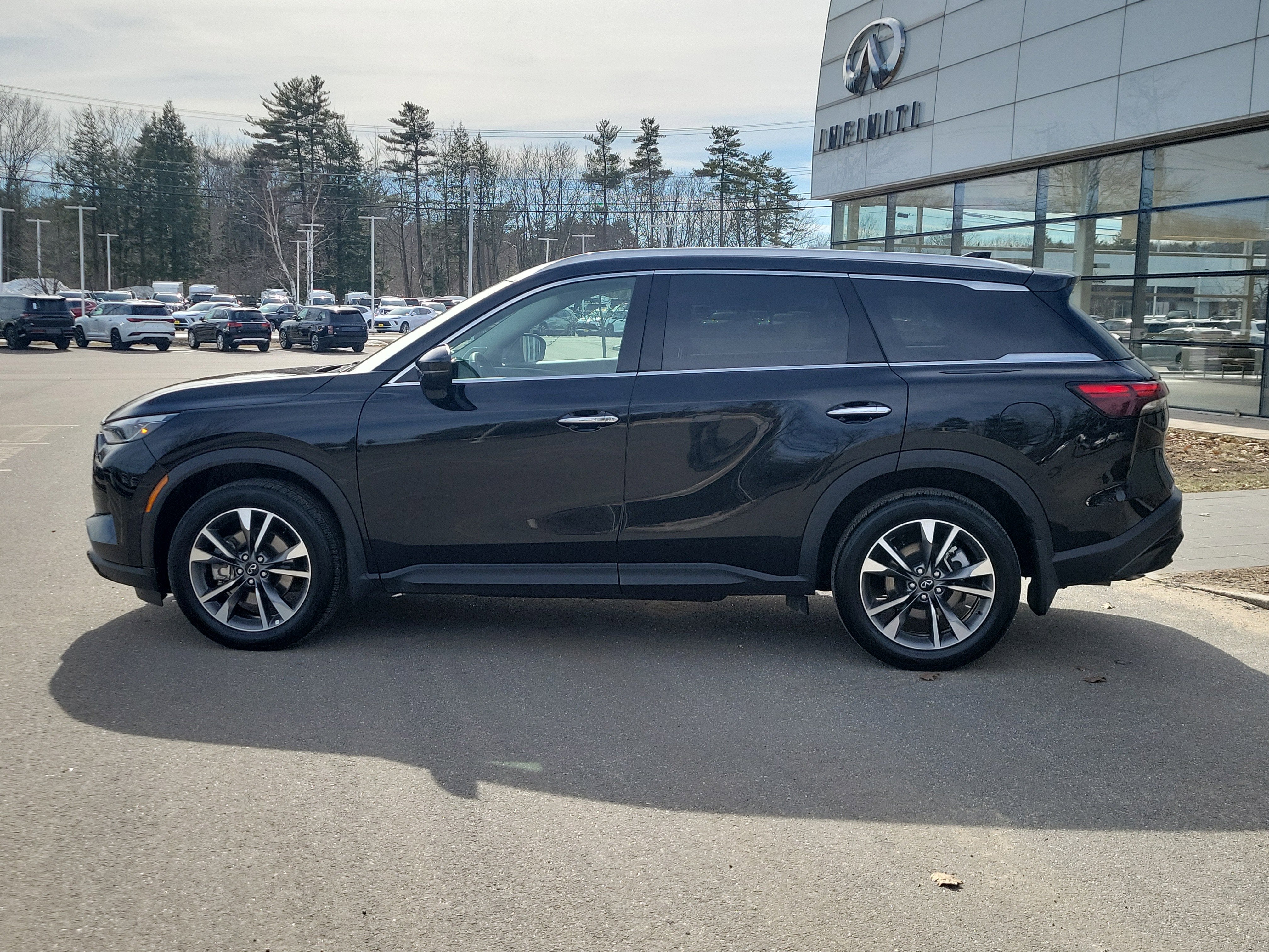 2025 INFINITI QX60 Luxe AWD