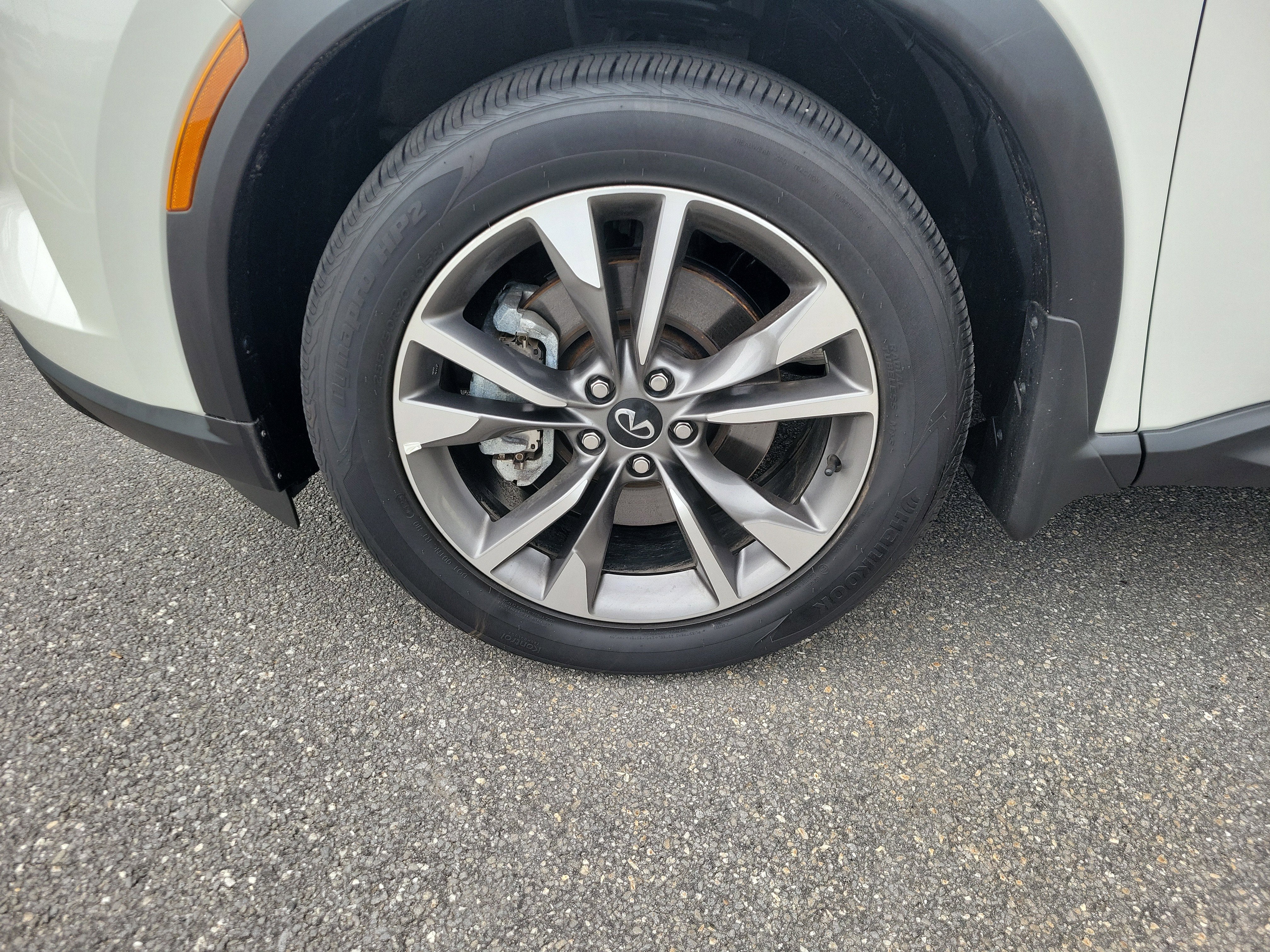 2025 INFINITI QX60 Luxe AWD