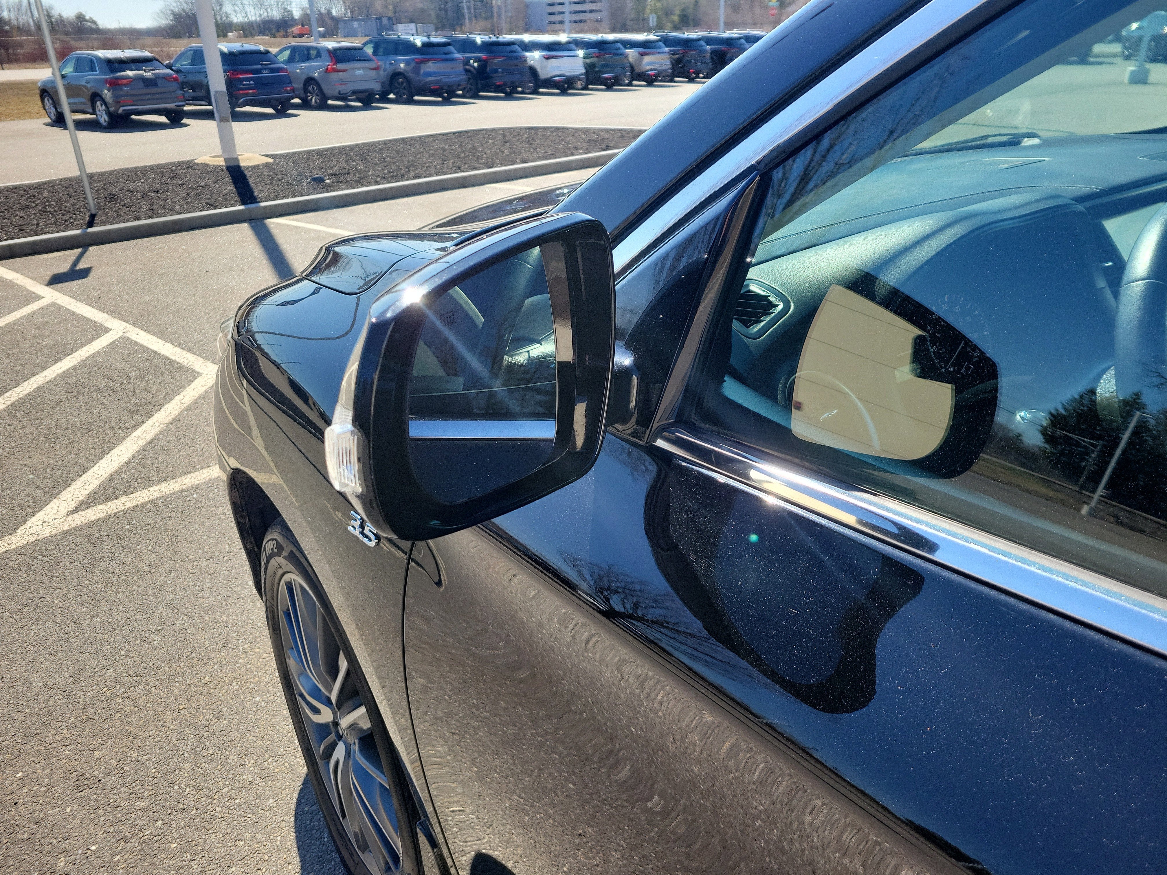 2019 INFINITI QX60 LUXE