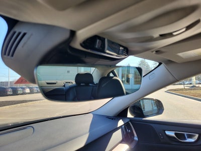 2021 Volvo S60 Momentum