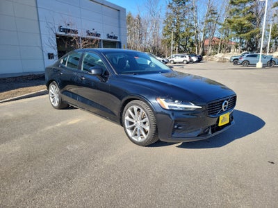 2021 Volvo S60 Momentum