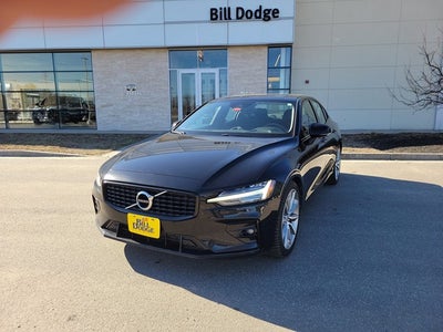 2021 Volvo S60 Momentum