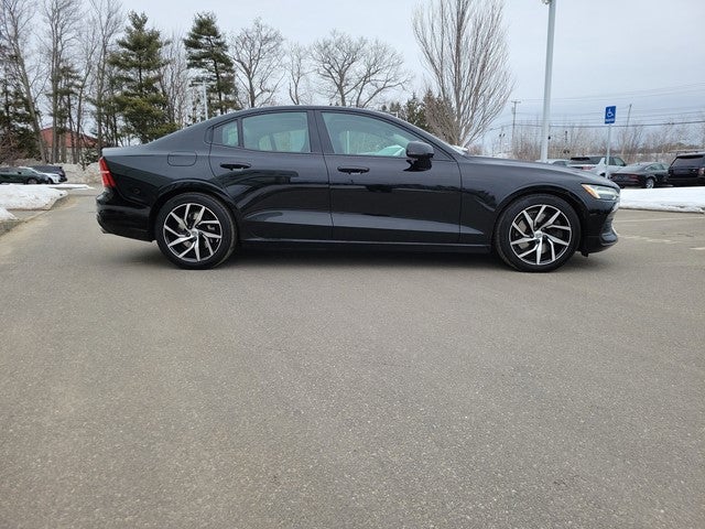 2019 Volvo S60 Momentum